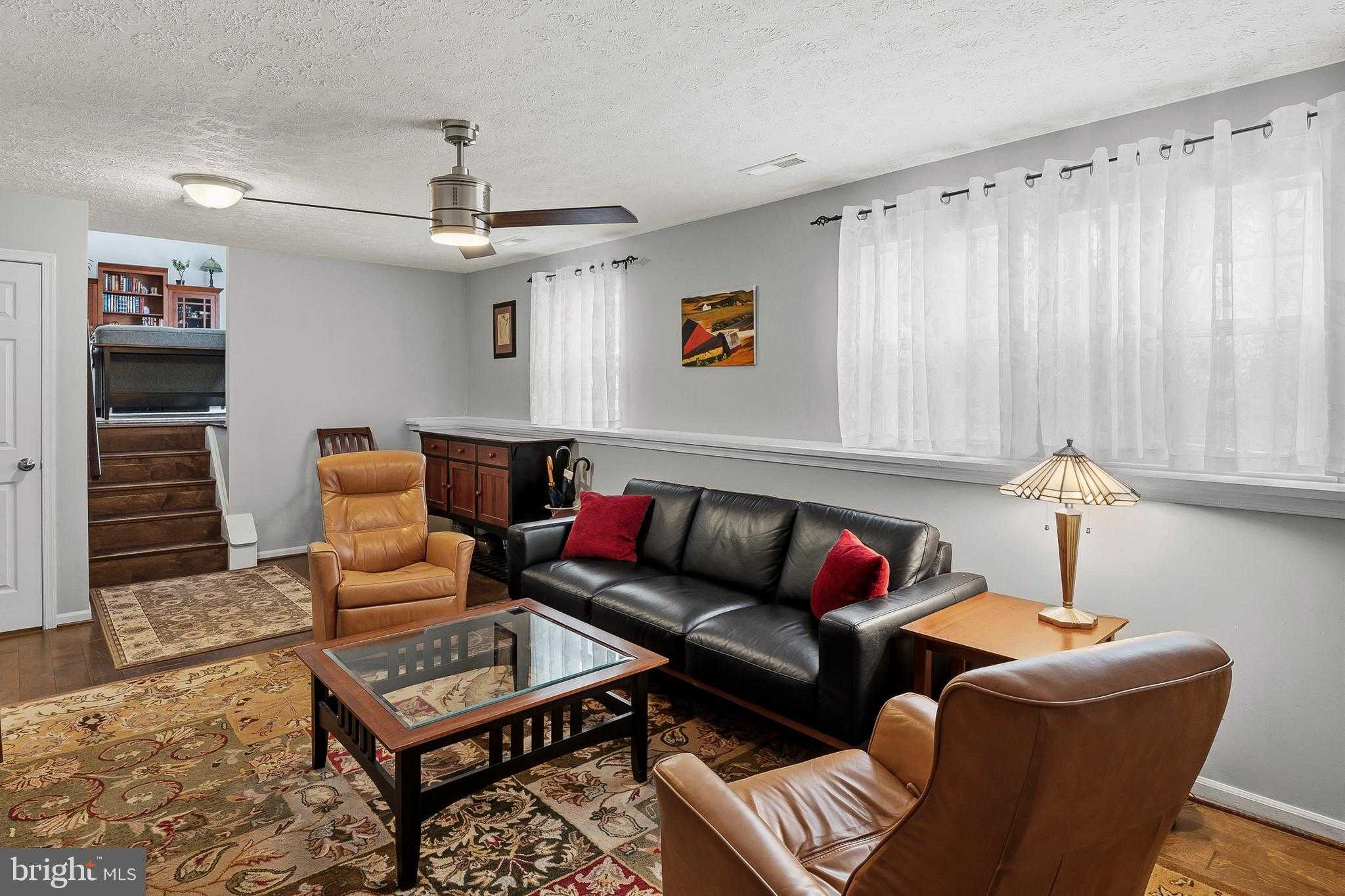 864 Snow Valley Ln photo 27