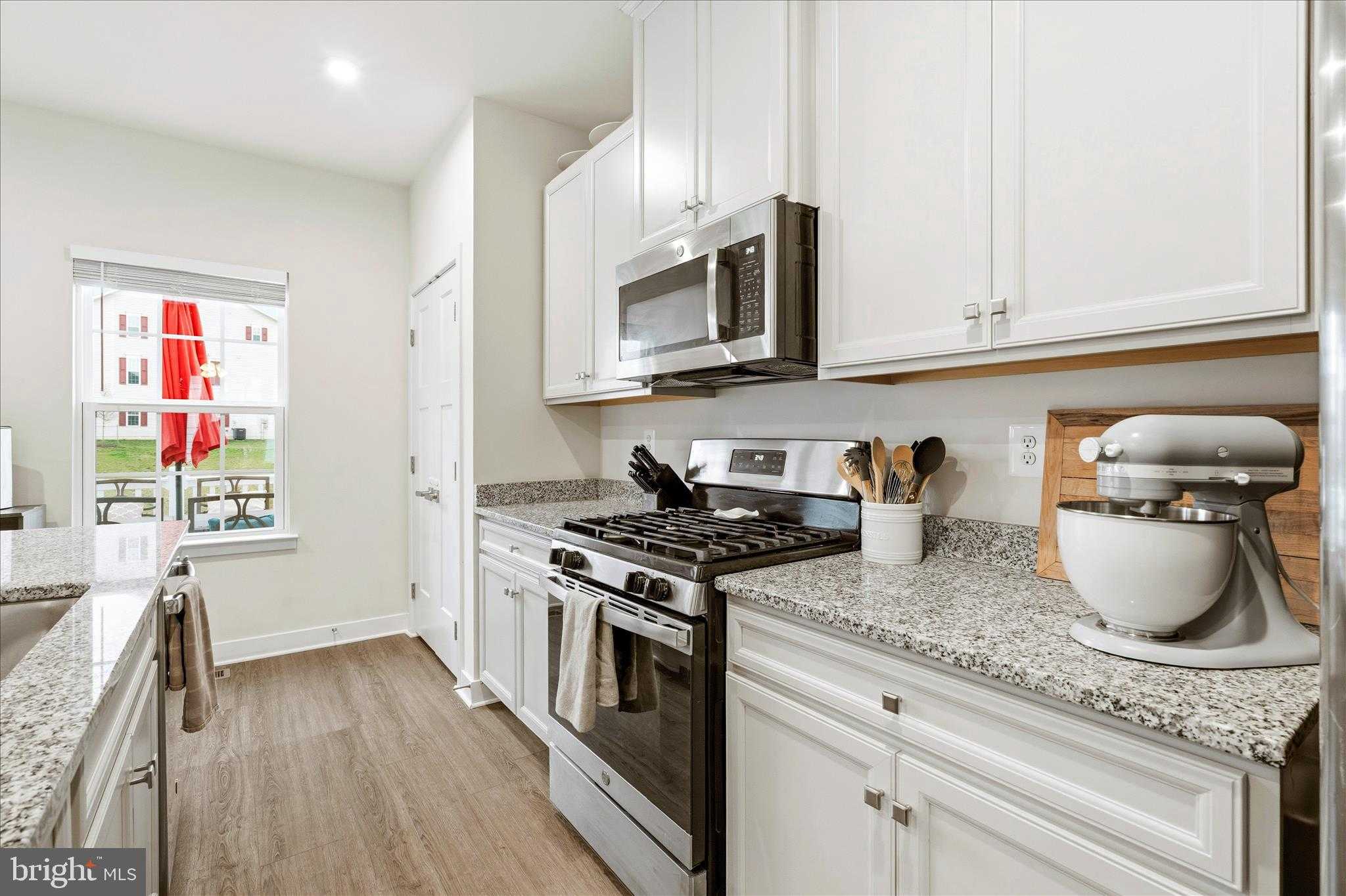 317 Pemberton Park Ln photo 11