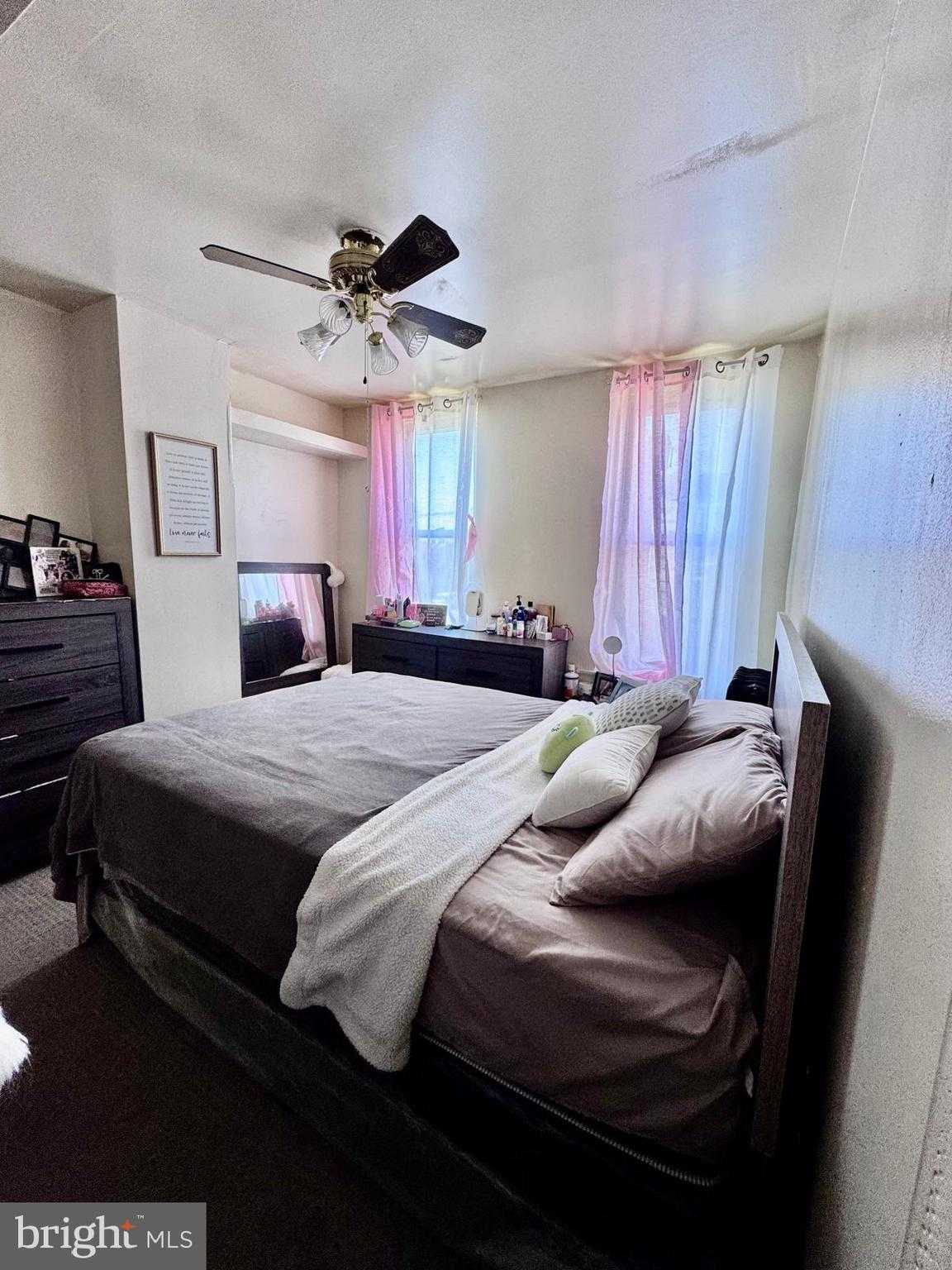 4202 N 7th St photo 15