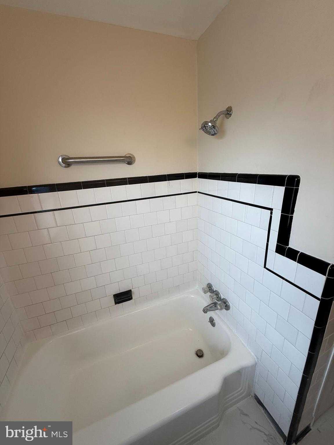 528 Random Rd photo 23