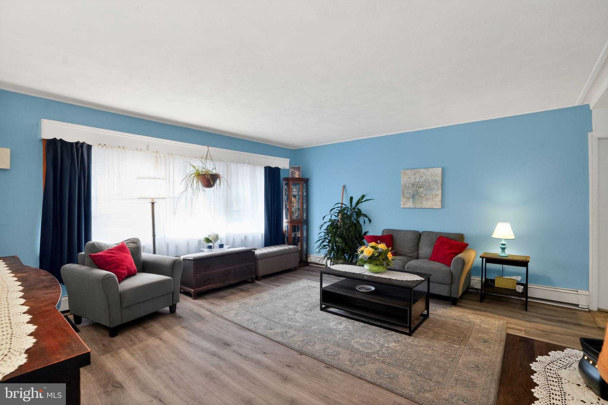 120 Vermont Ln photo 3