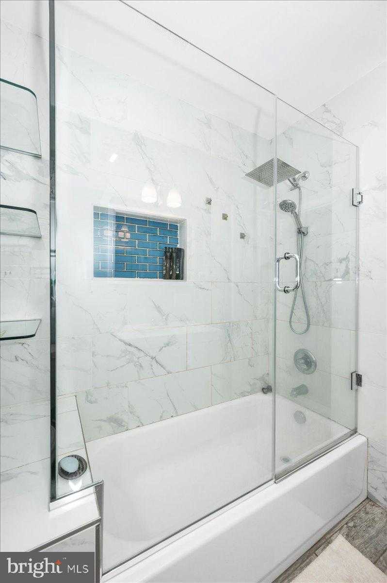 8807 Crystal Falls Dr photo 17