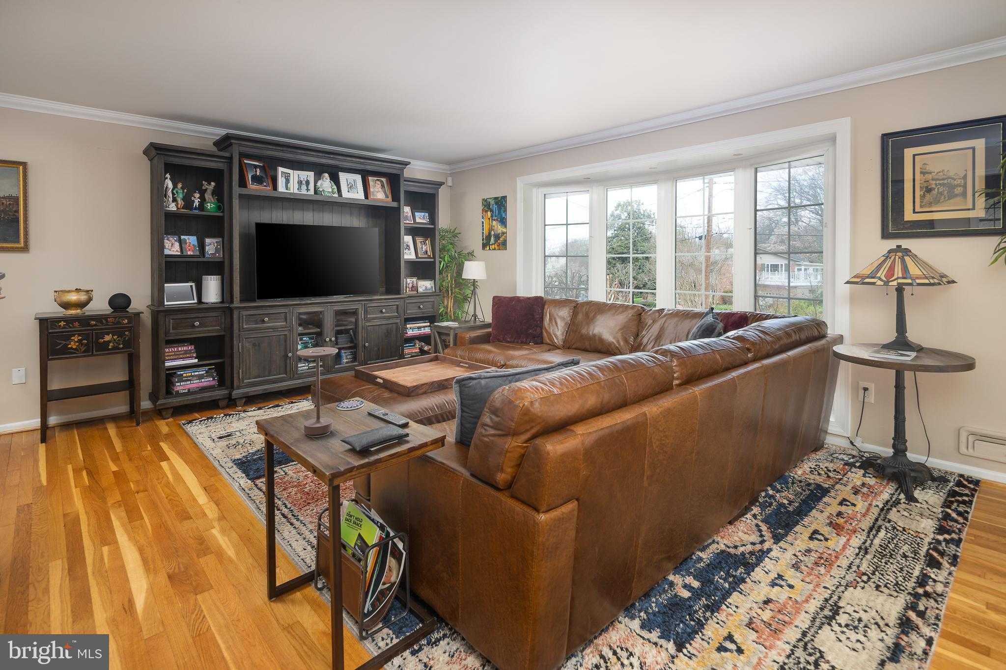 9209 Volunteer Dr photo 4