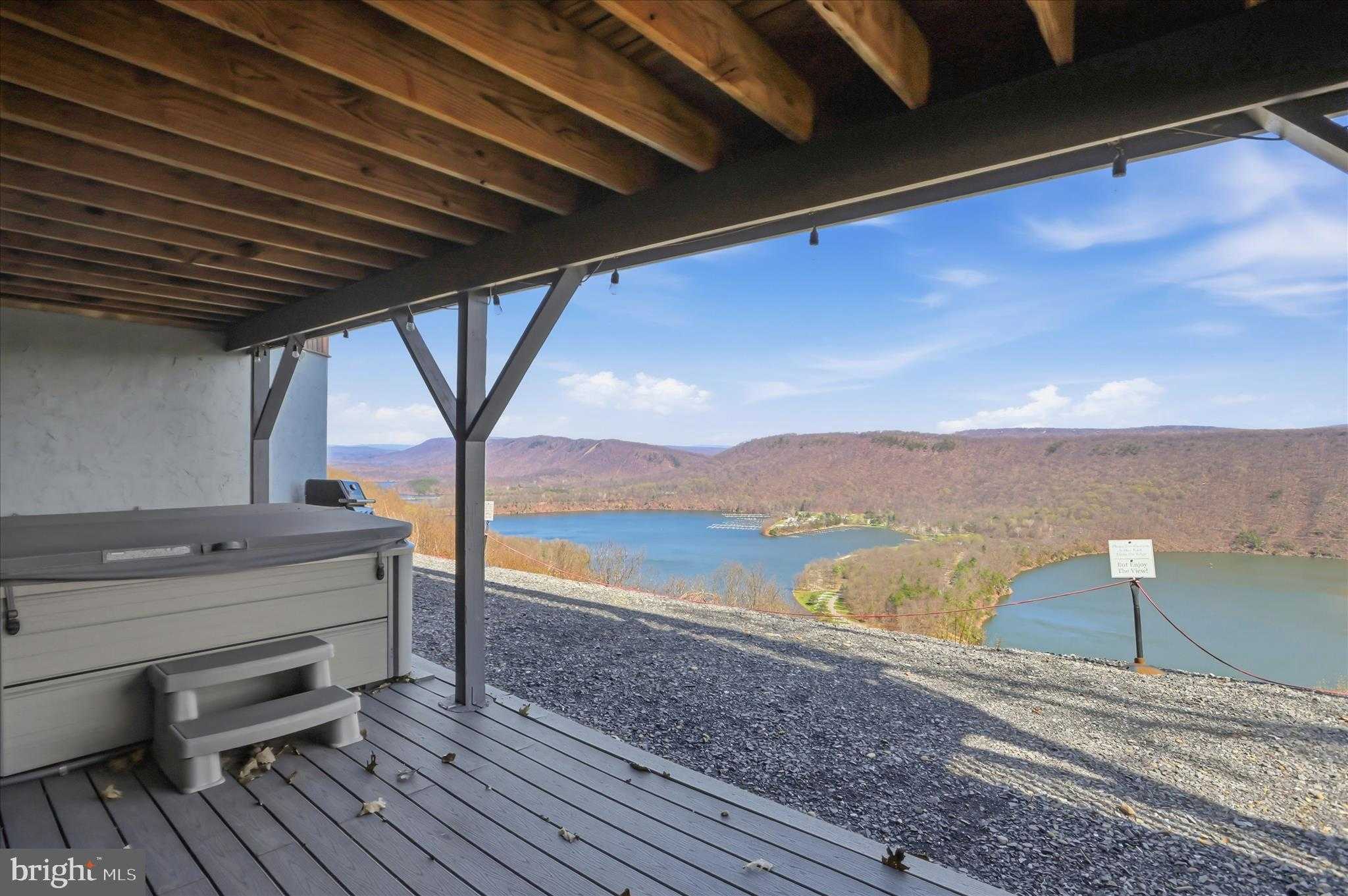 2629 Timberlake Dr photo 7