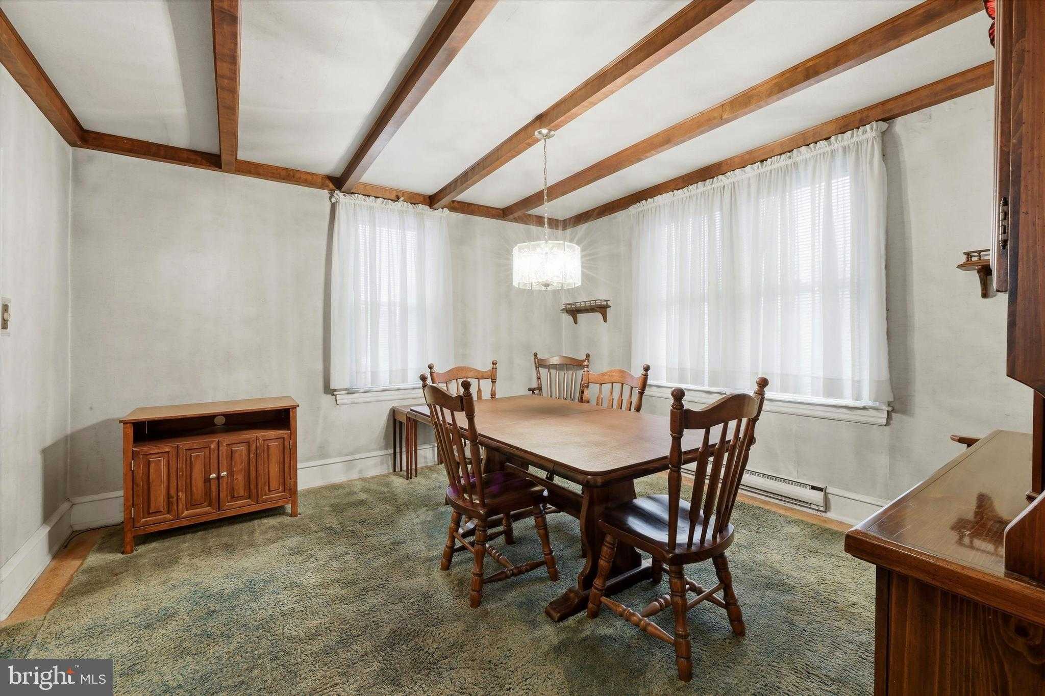 317 E Glenolden Ave photo 4