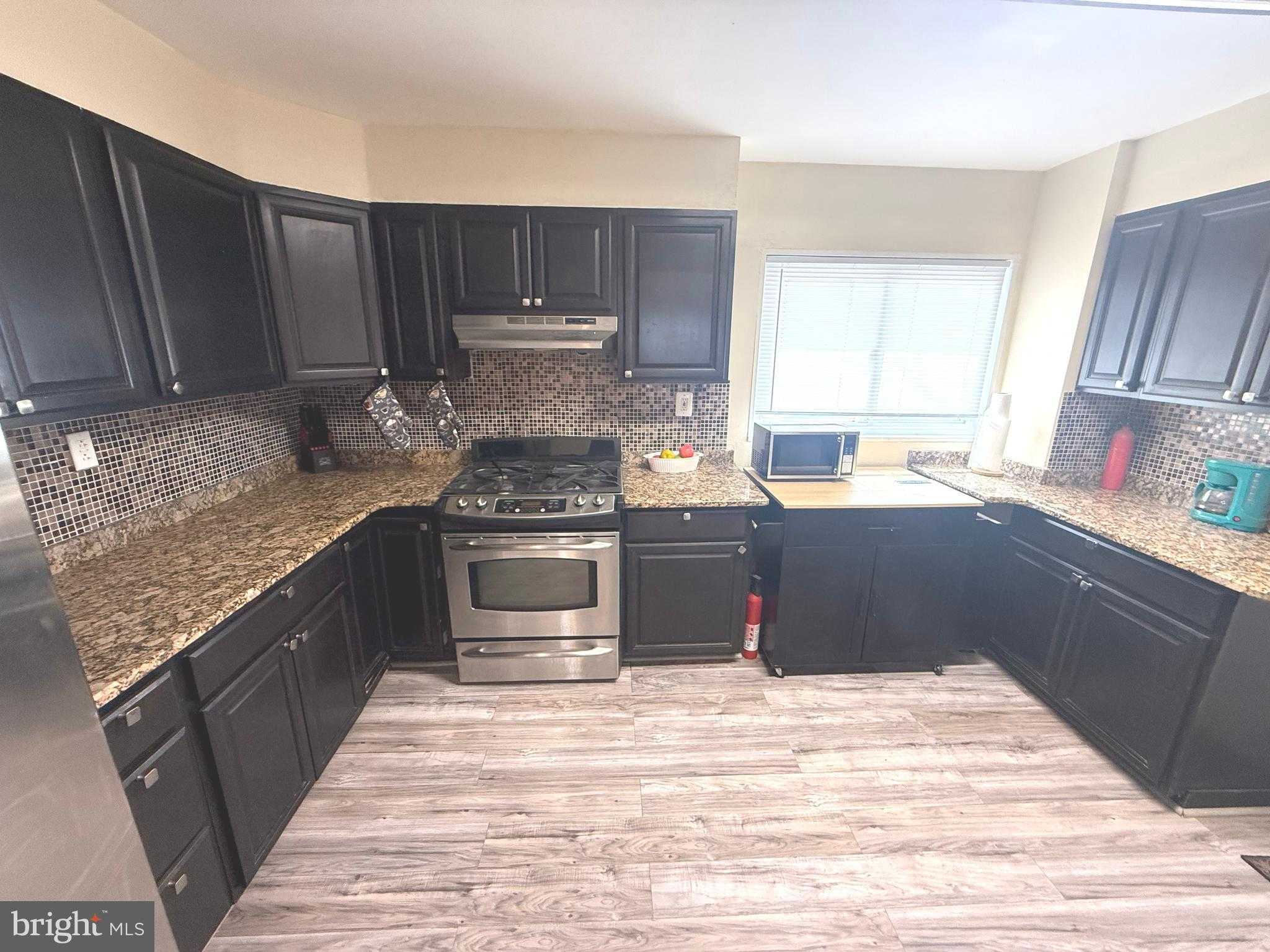 11321 College View Dr photo 32