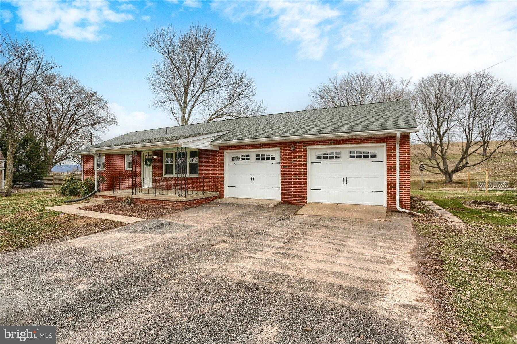 1344 Berrysburg Rd photo 4