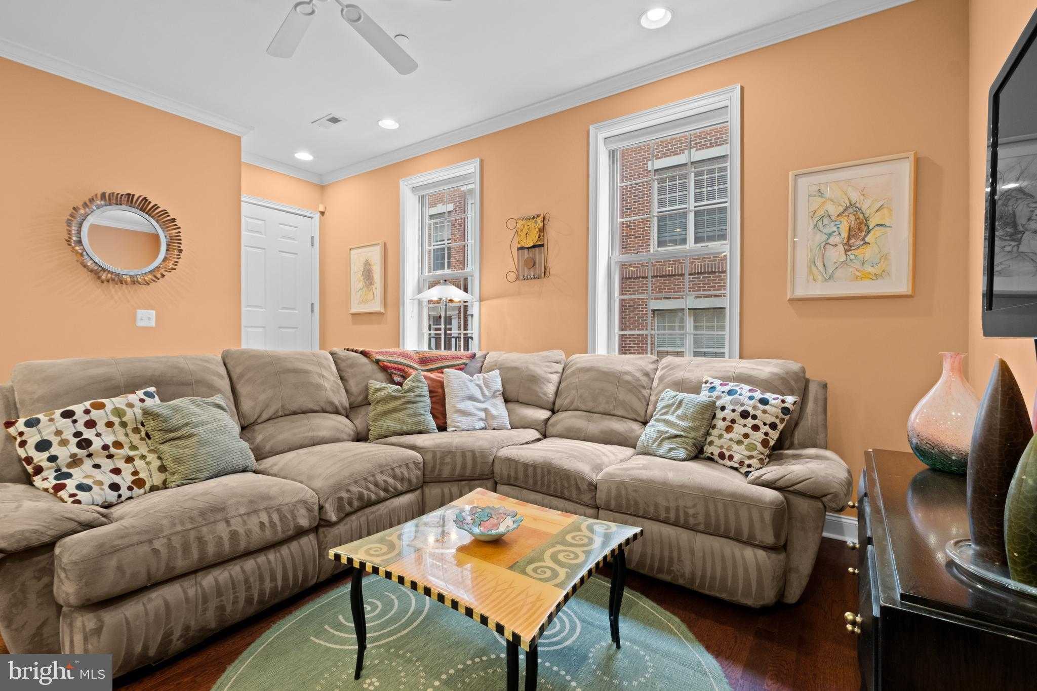 304 Captains Way photo 2