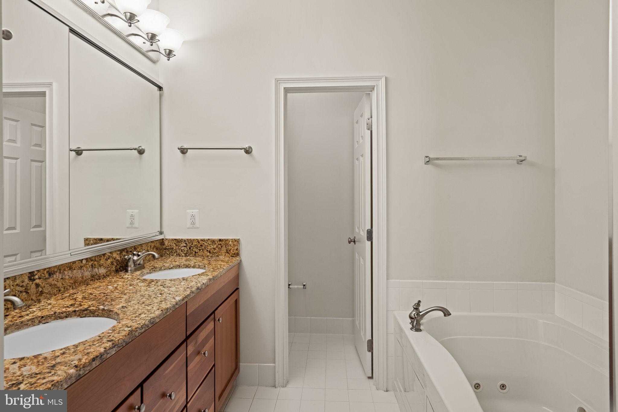 108 Captains Way photo 25