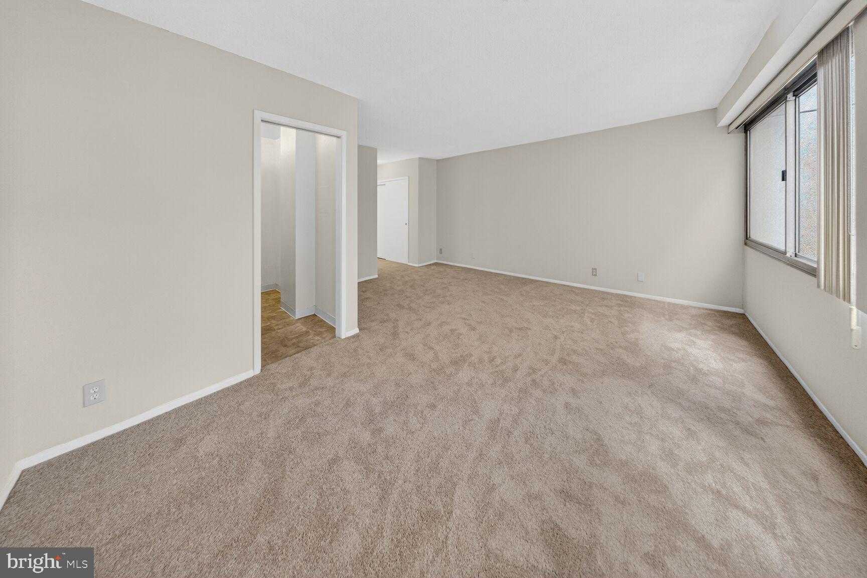 5500 Friendship Blvd Apt 1024n photo 7