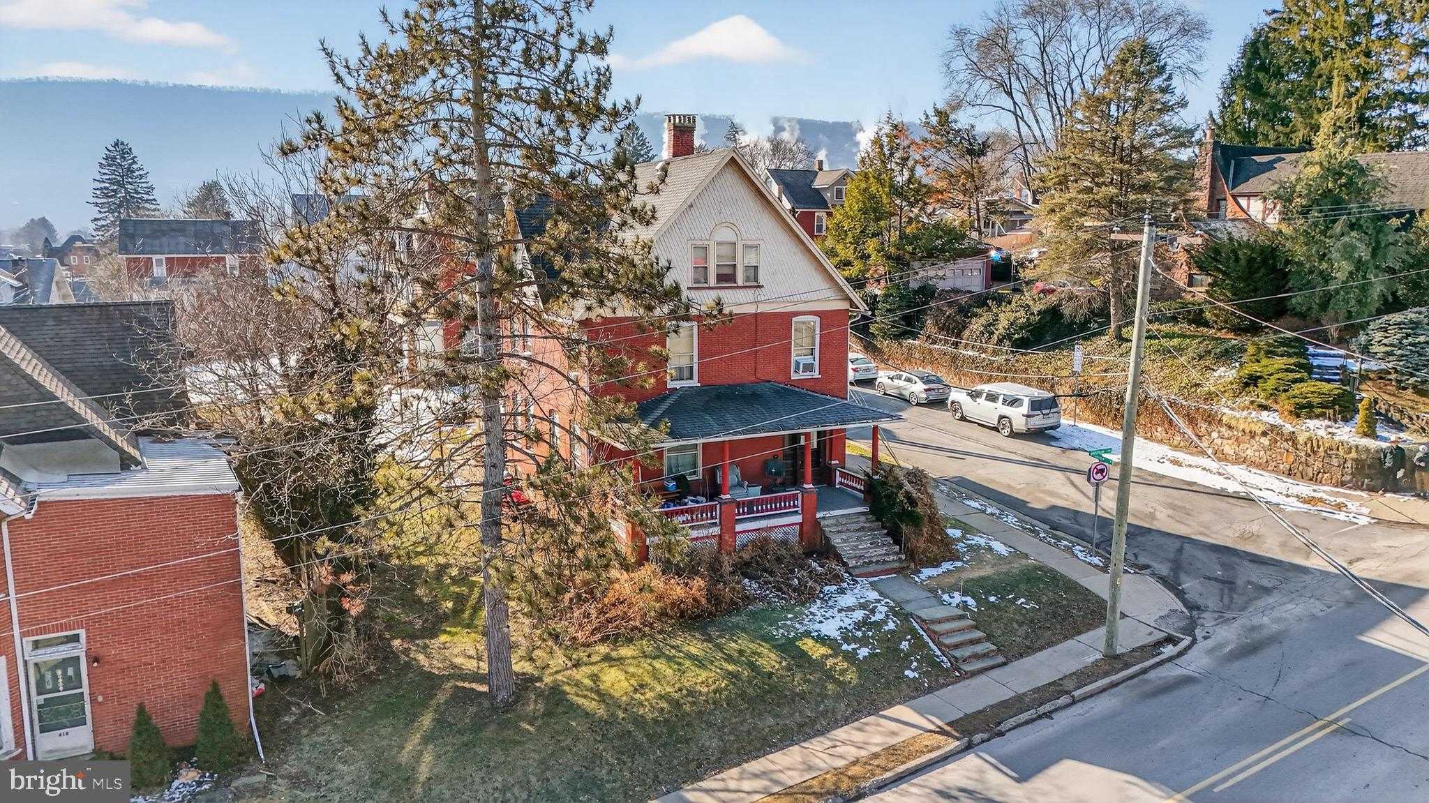 624 Bellefonte Ave photo 21