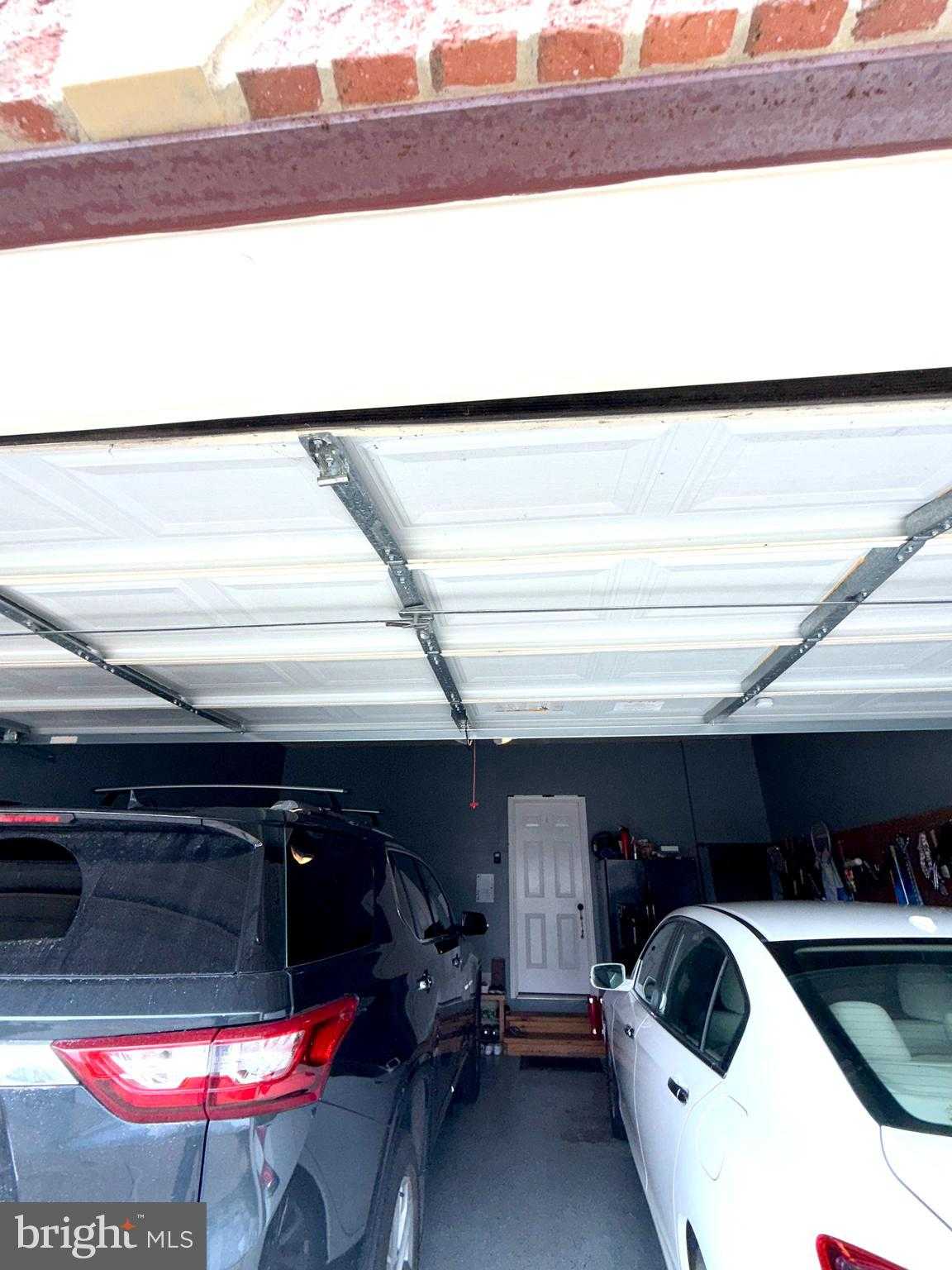 9413 Birch Cliff Dr photo 44