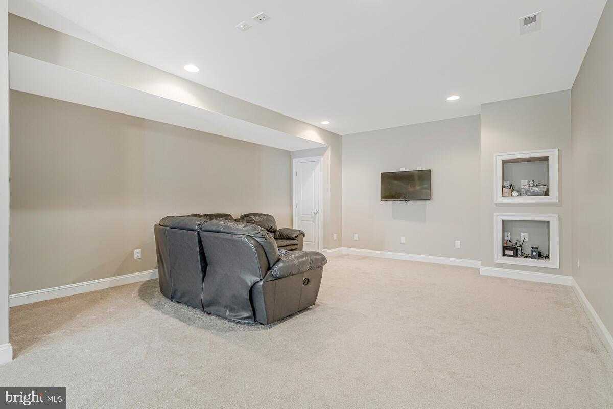 1455 Gabriels Way photo 48