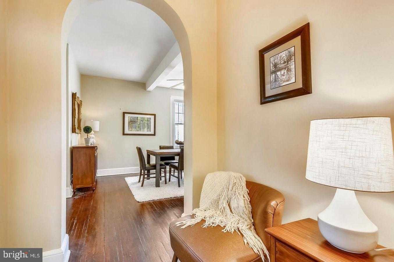 746 Thayer Ave photo 19