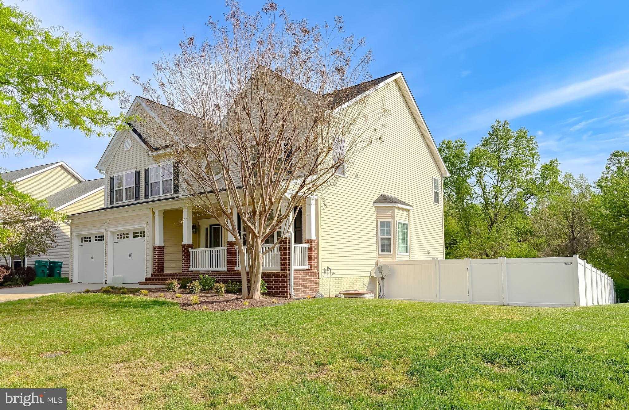 23592 Belmar Dr photo 2