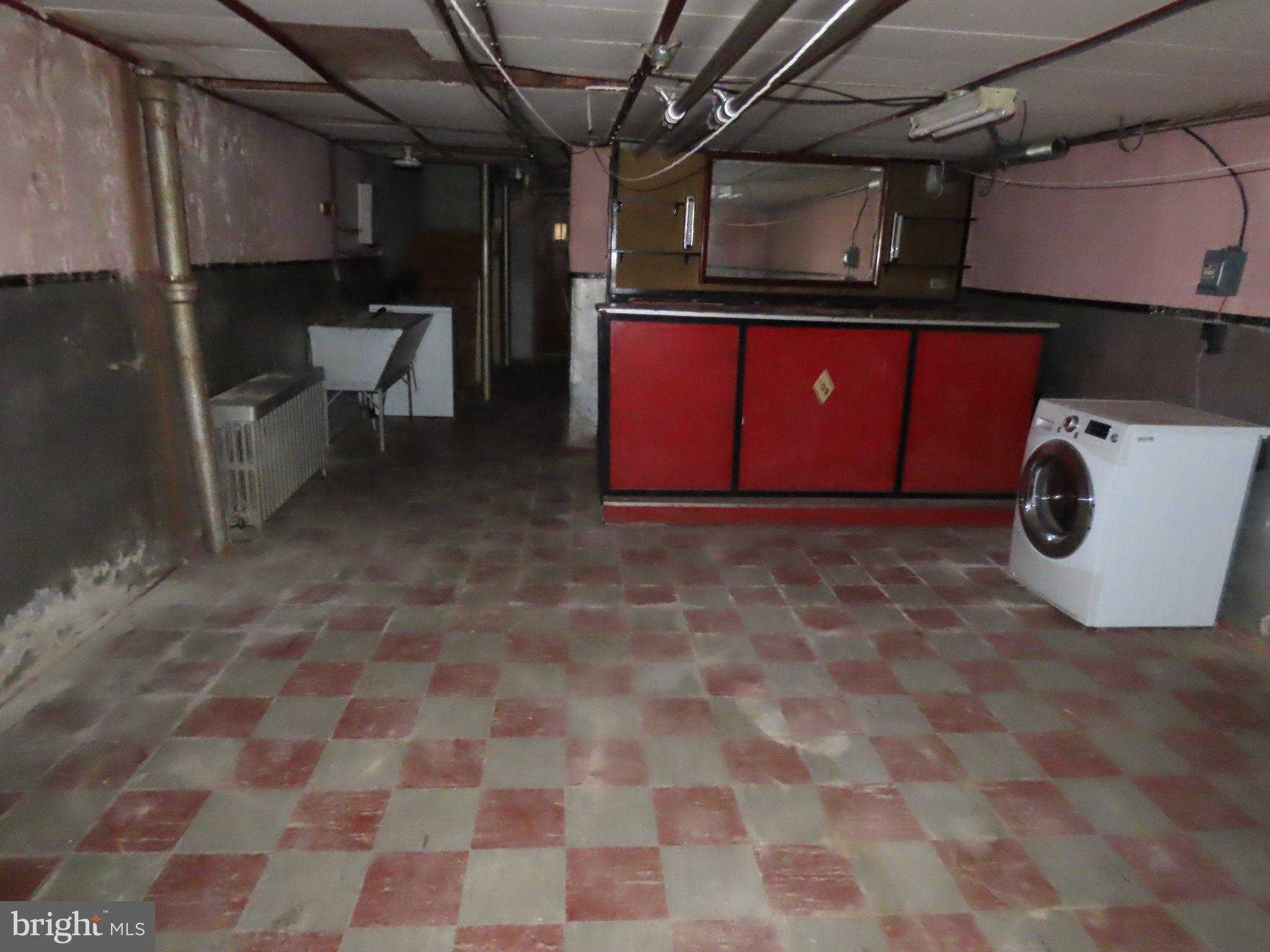 7237 Pittville Ave photo 15