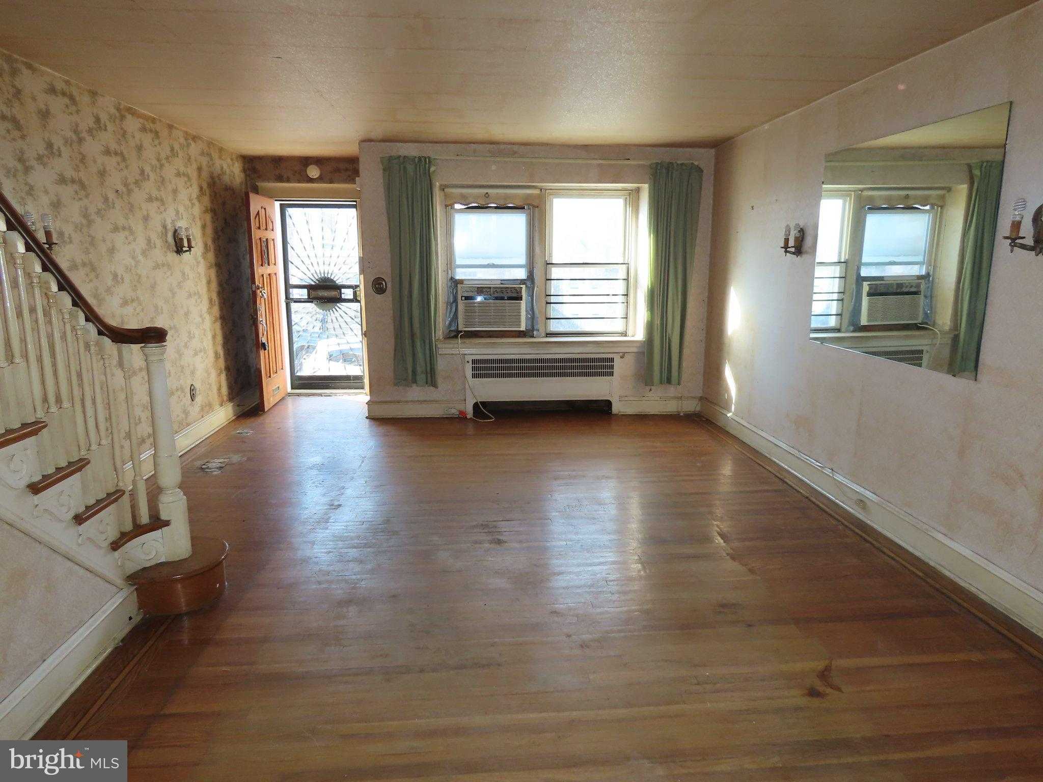 7237 Pittville Ave photo 5