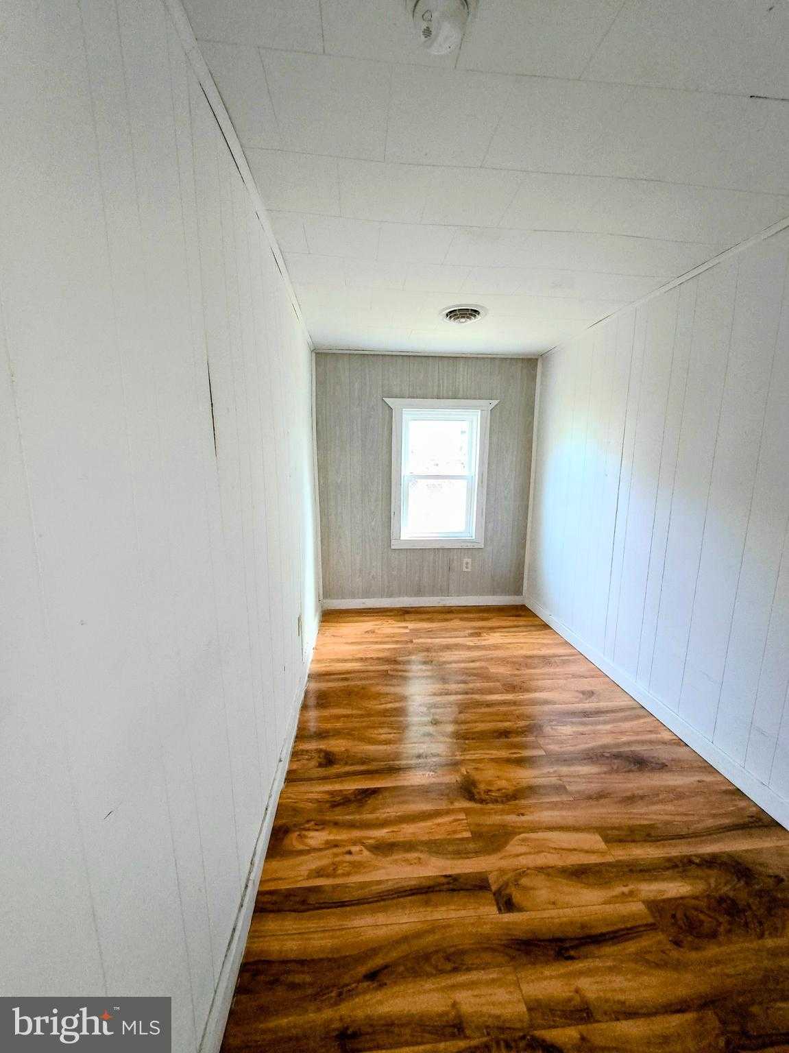 406 Lincoln St photo 7