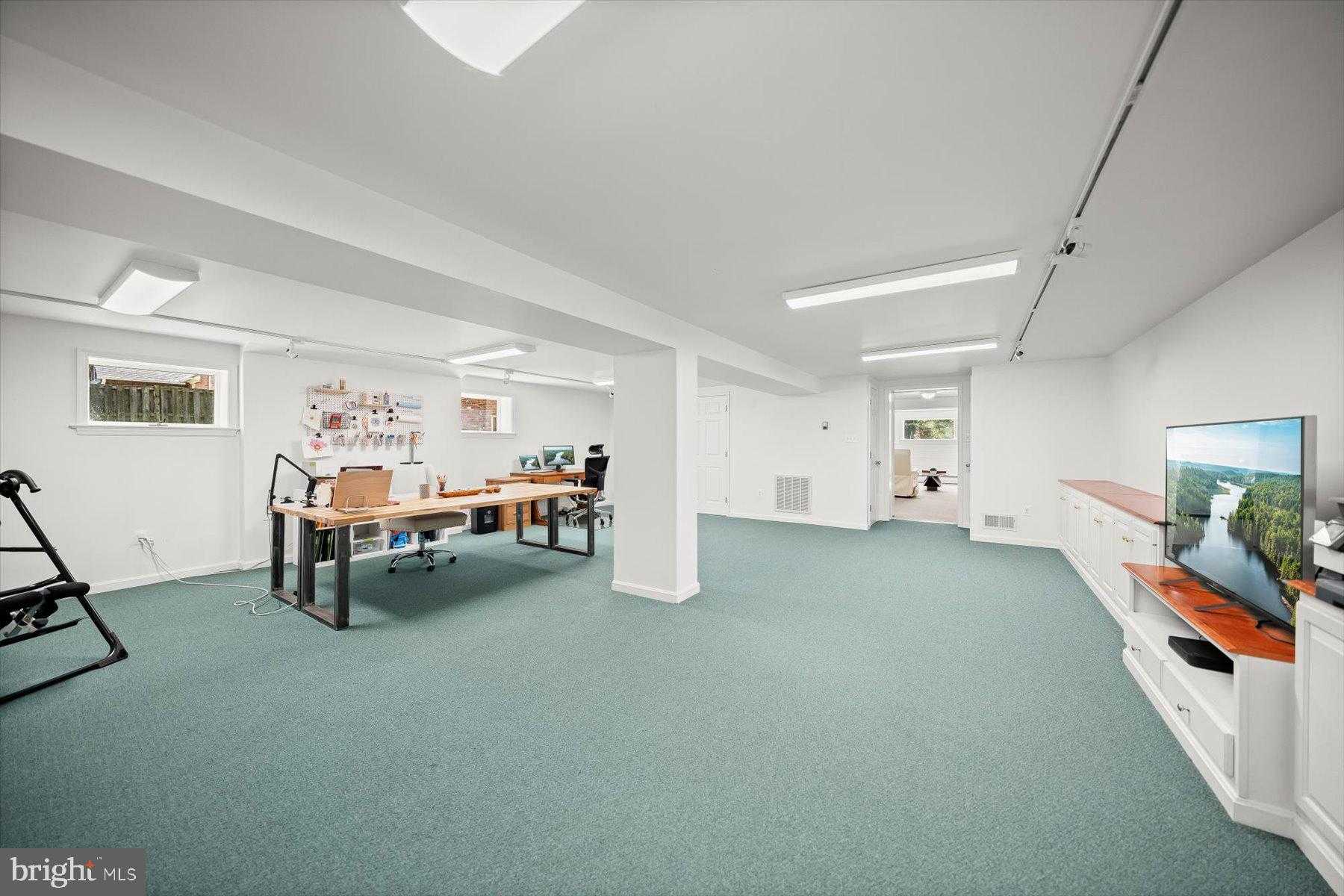 2807 Maple Ln photo 54