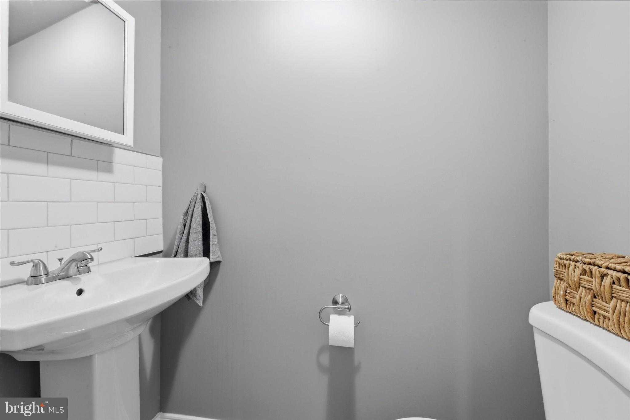 269 Hirst Ave photo 16