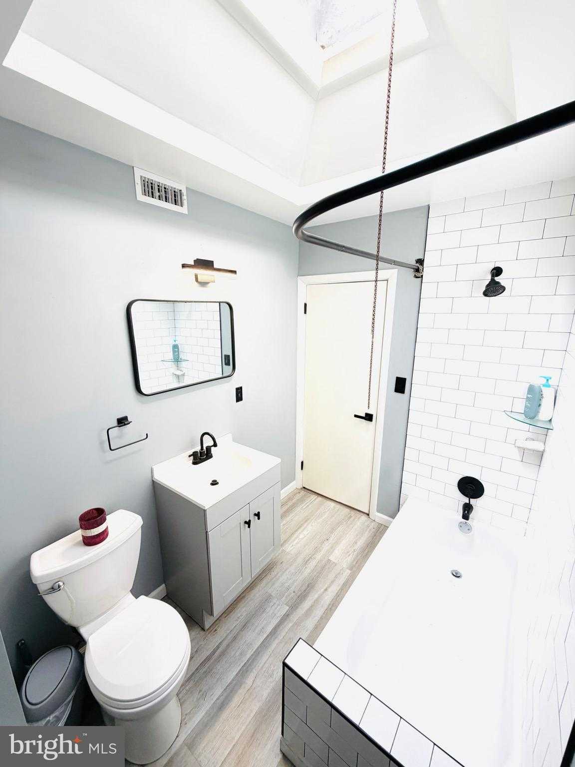 1654 E Lycoming St photo 13