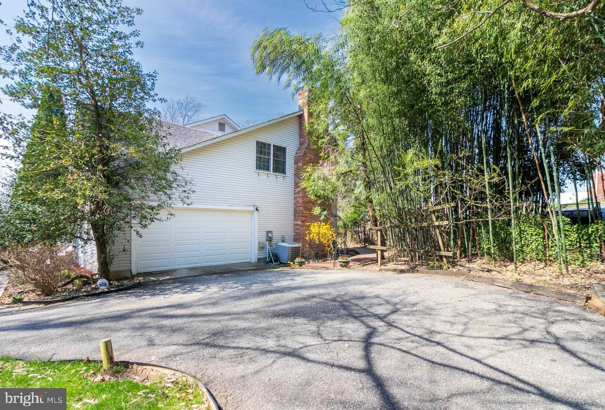 3300 Rosemary Ln photo 10