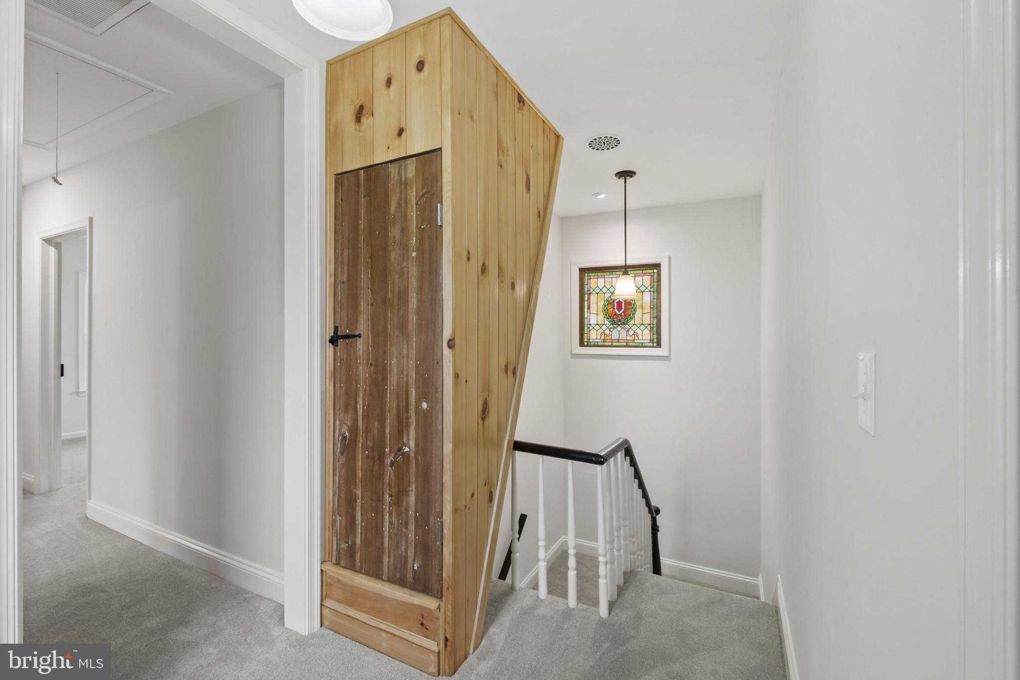 300 Main St photo 42