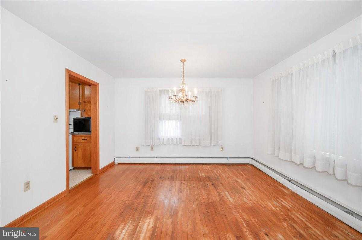 7201 Dogwood Ln photo 11