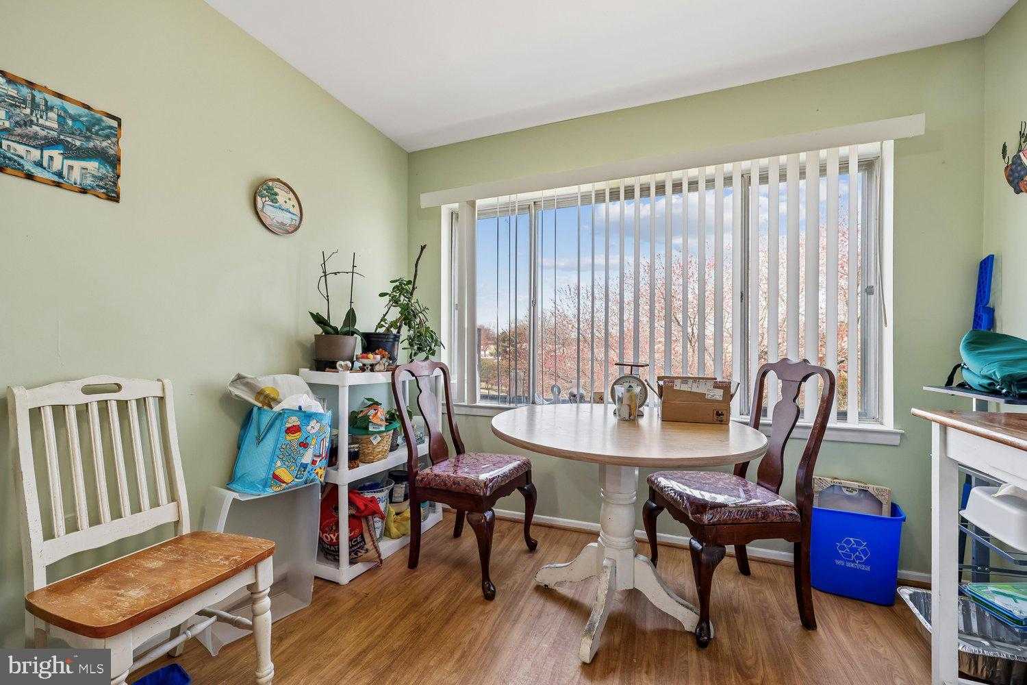 452 Girard St # 356 photo 22