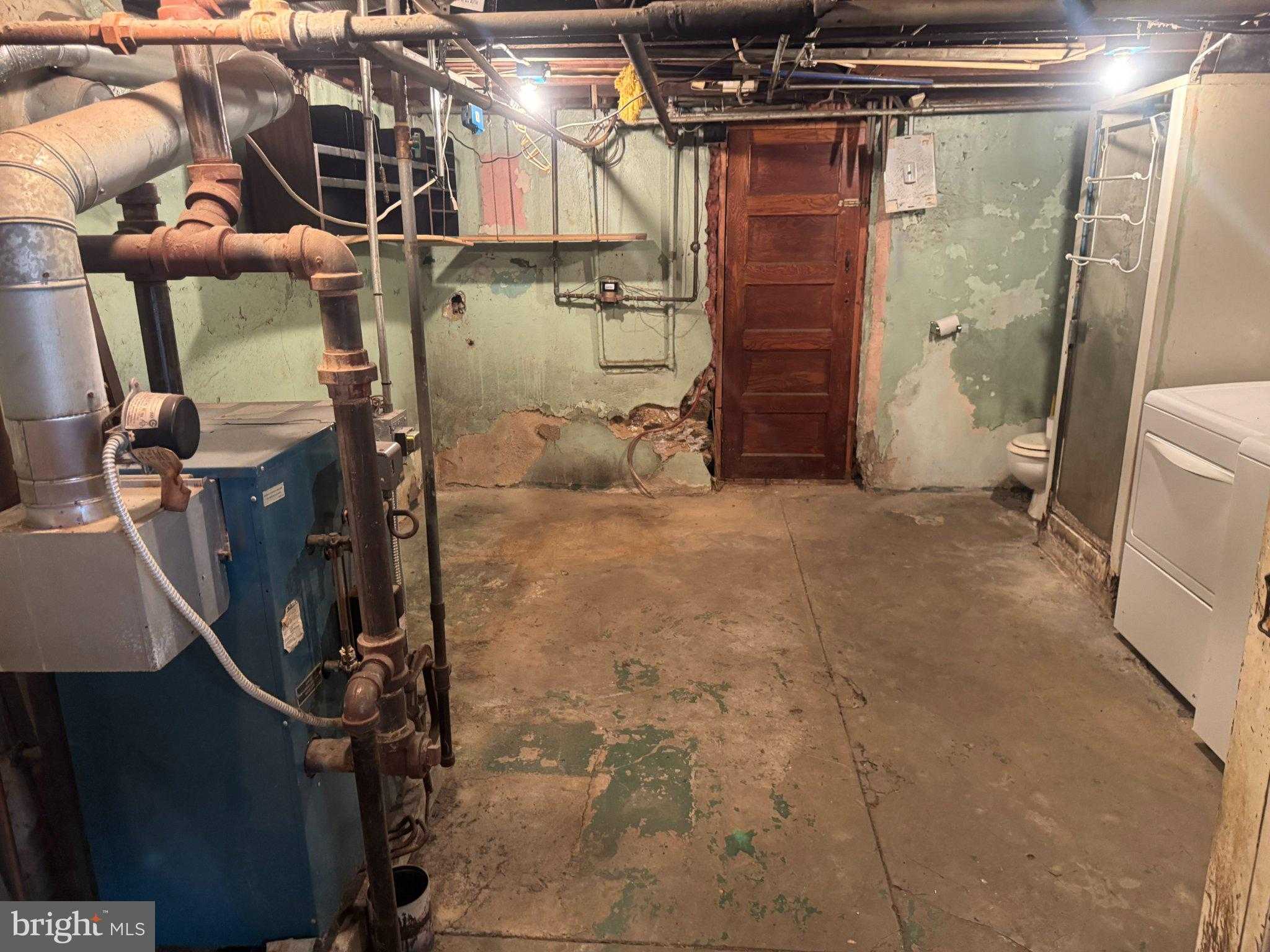 548 Woodland Ave photo 29