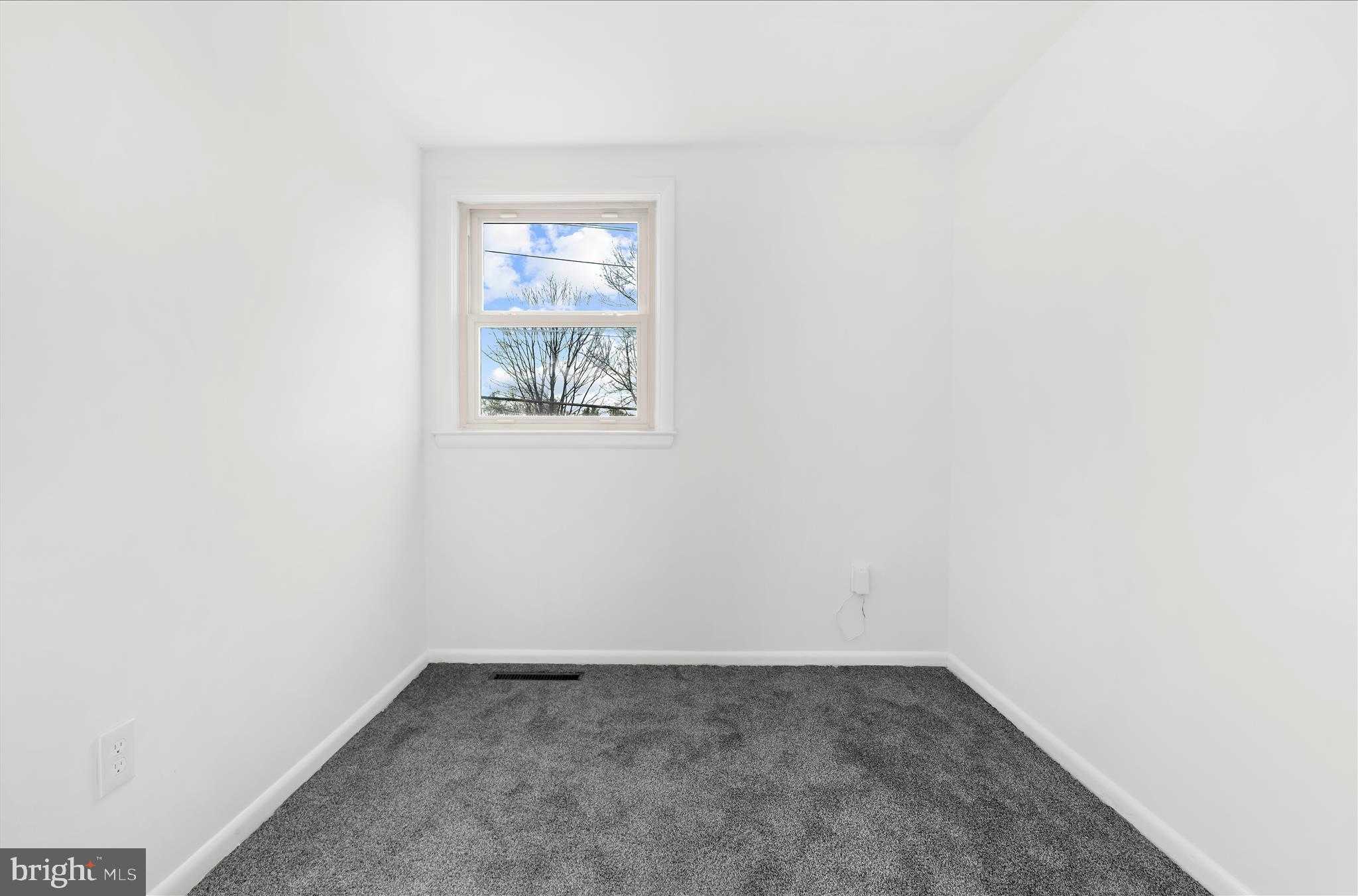 5114 Shelbourne Rd photo 23