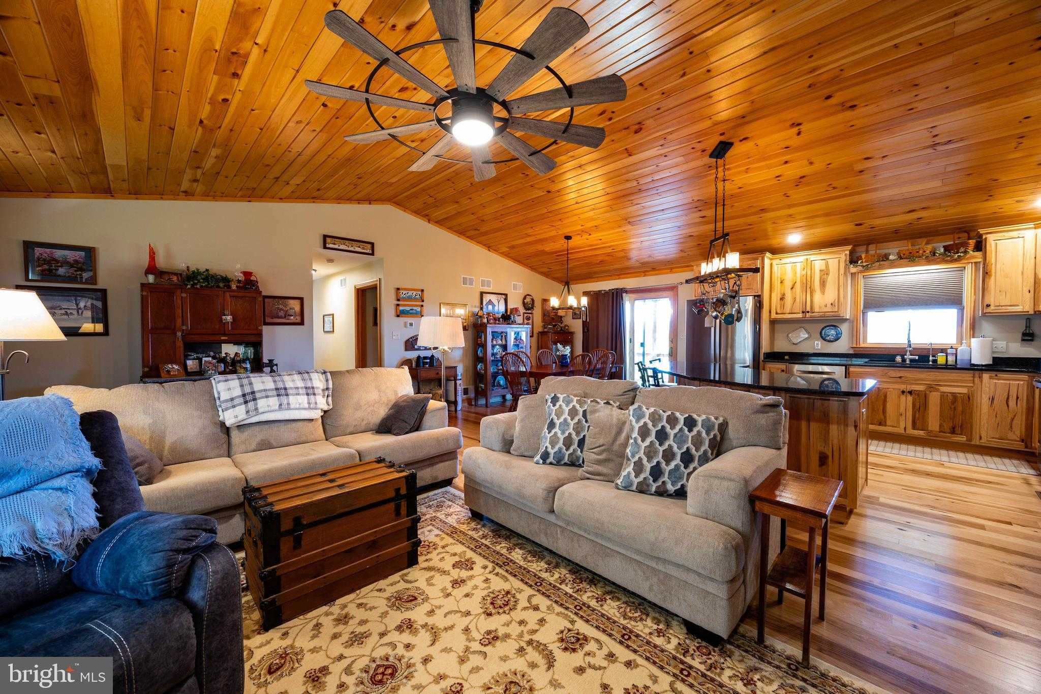 10 Jordan Hollow Ln photo 14