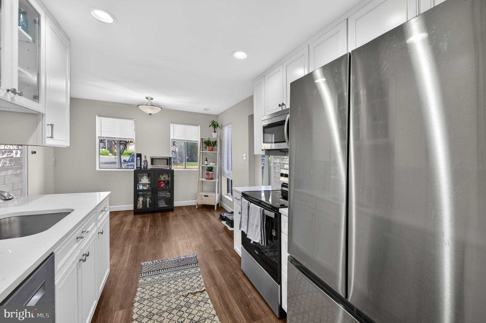 517 Florida Ave Apt T4 photo 21