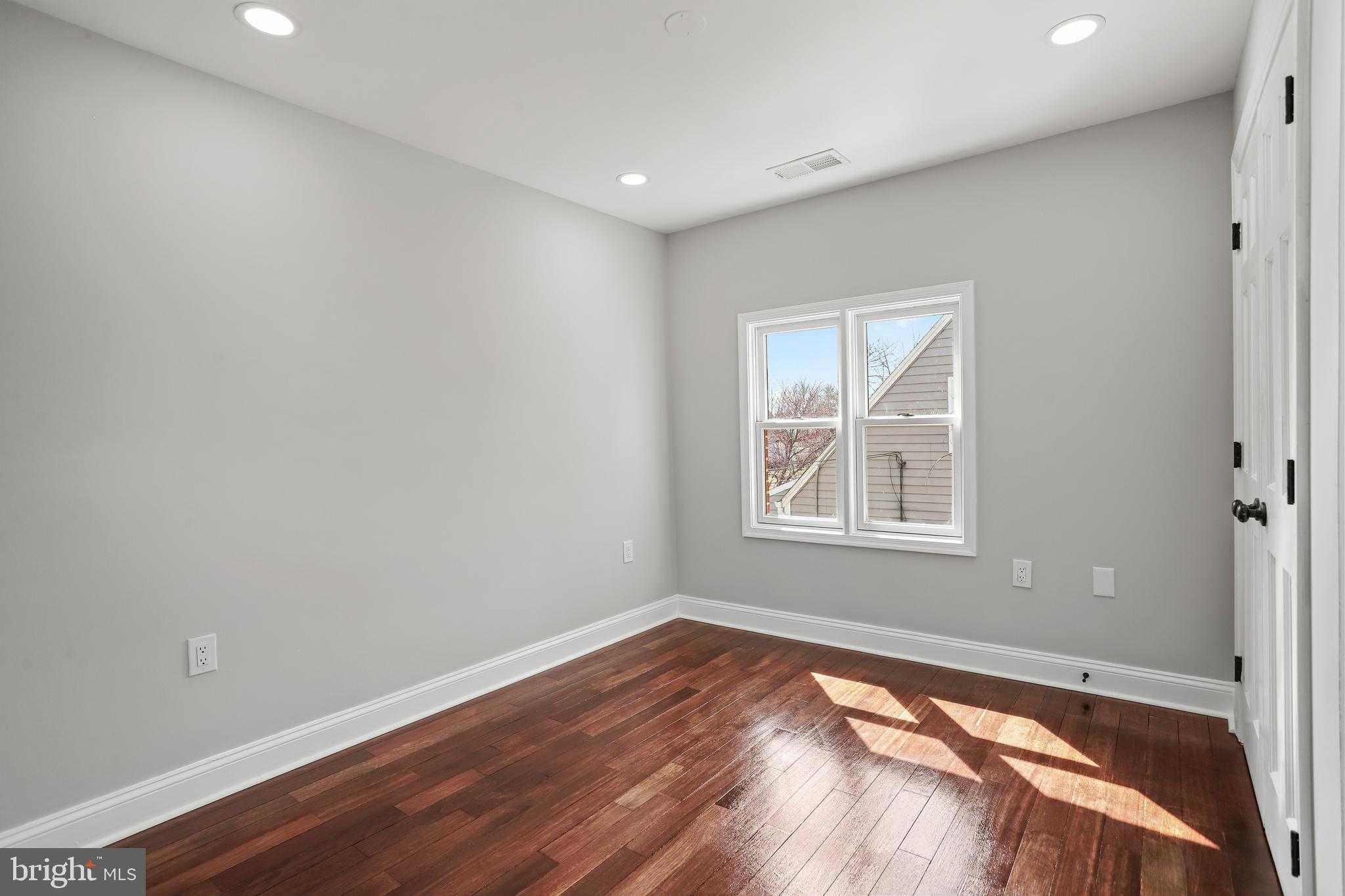 2707 Urbana Dr photo 35