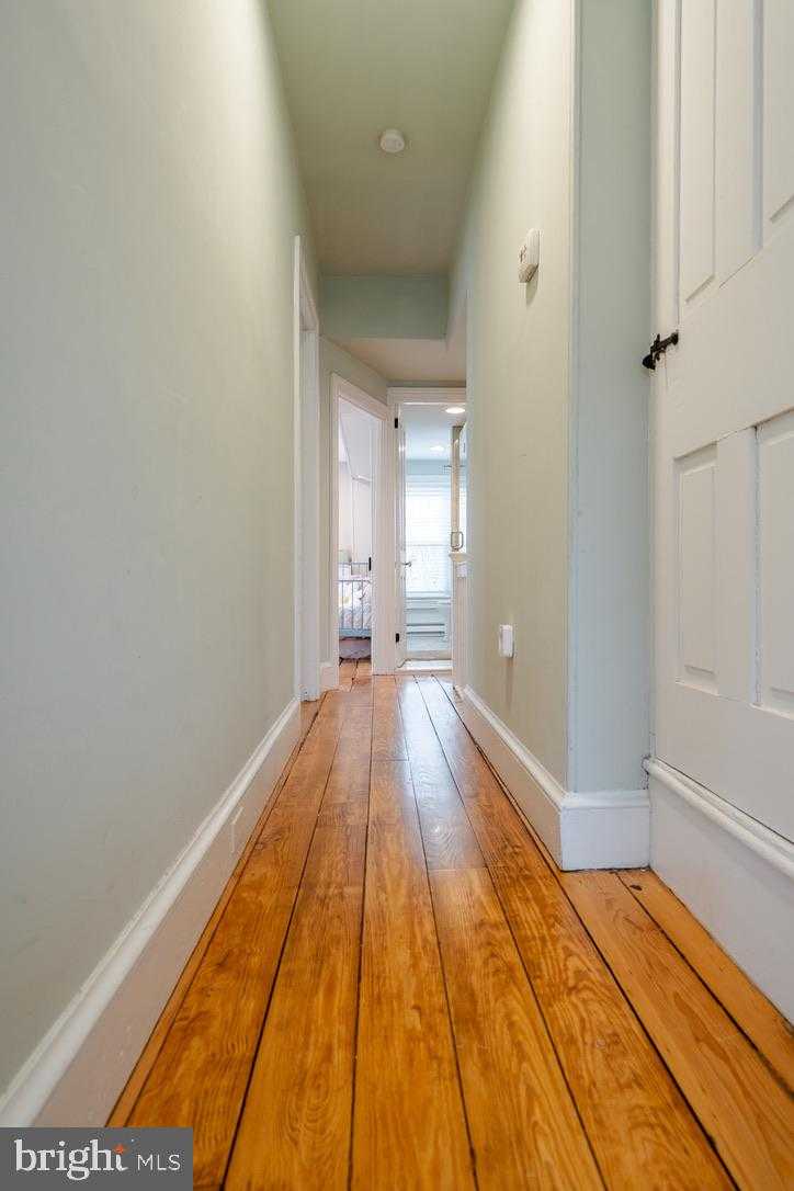 120 W Union St photo 43