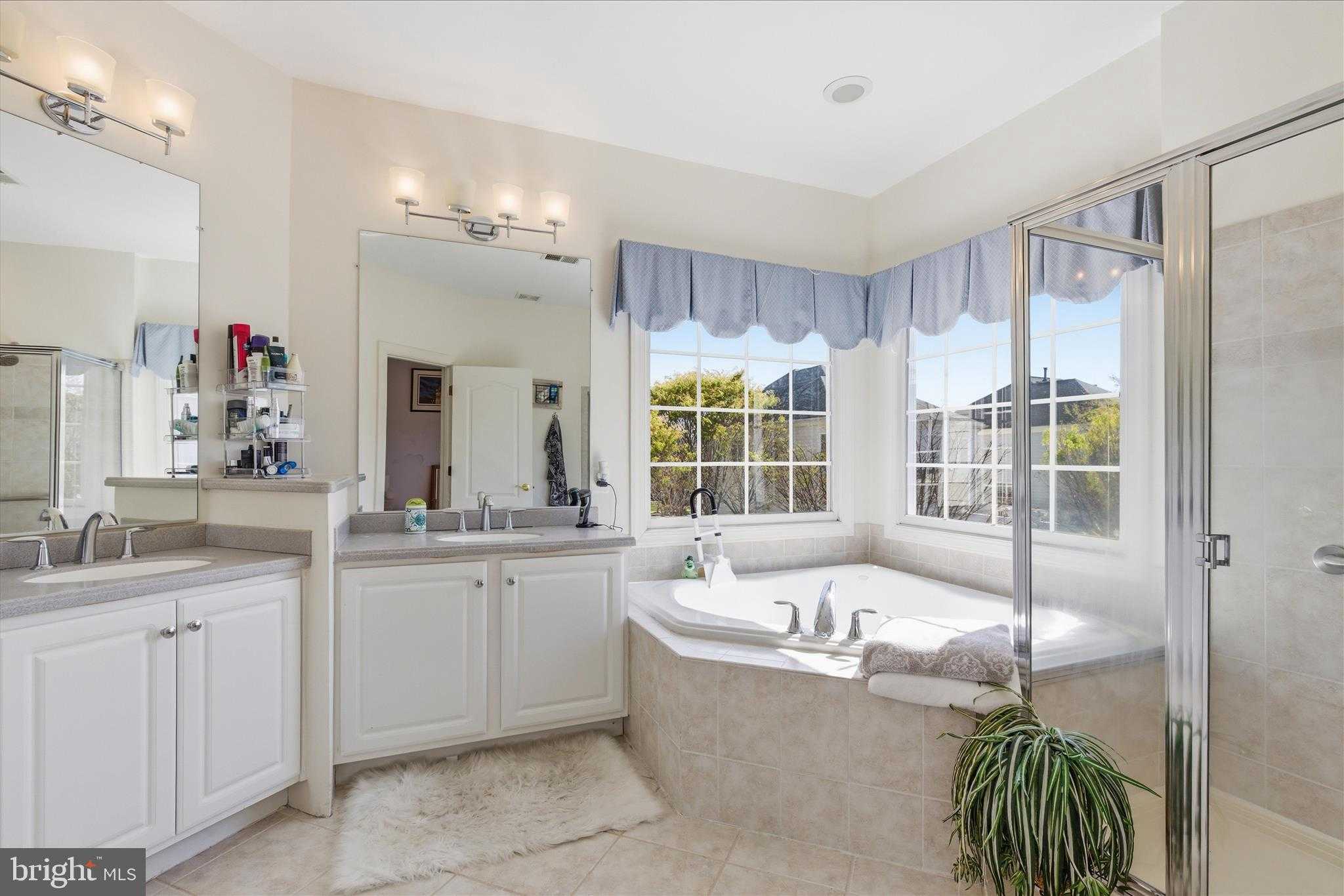 712 Coybay Dr photo 37