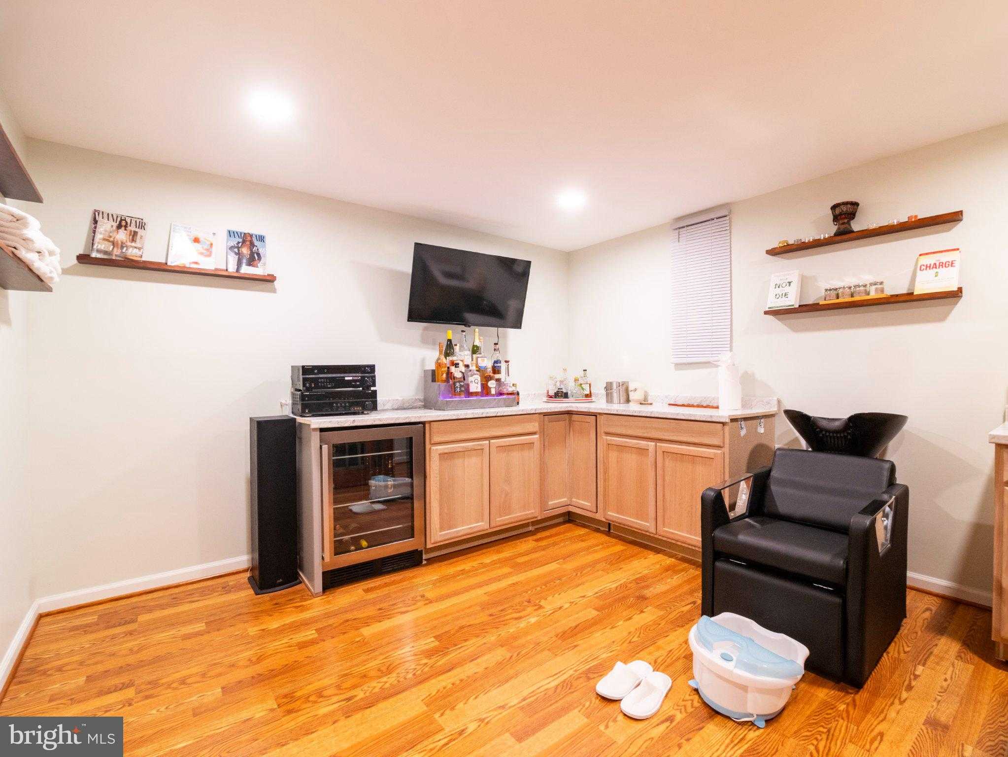 9318 Sydney Way photo 29