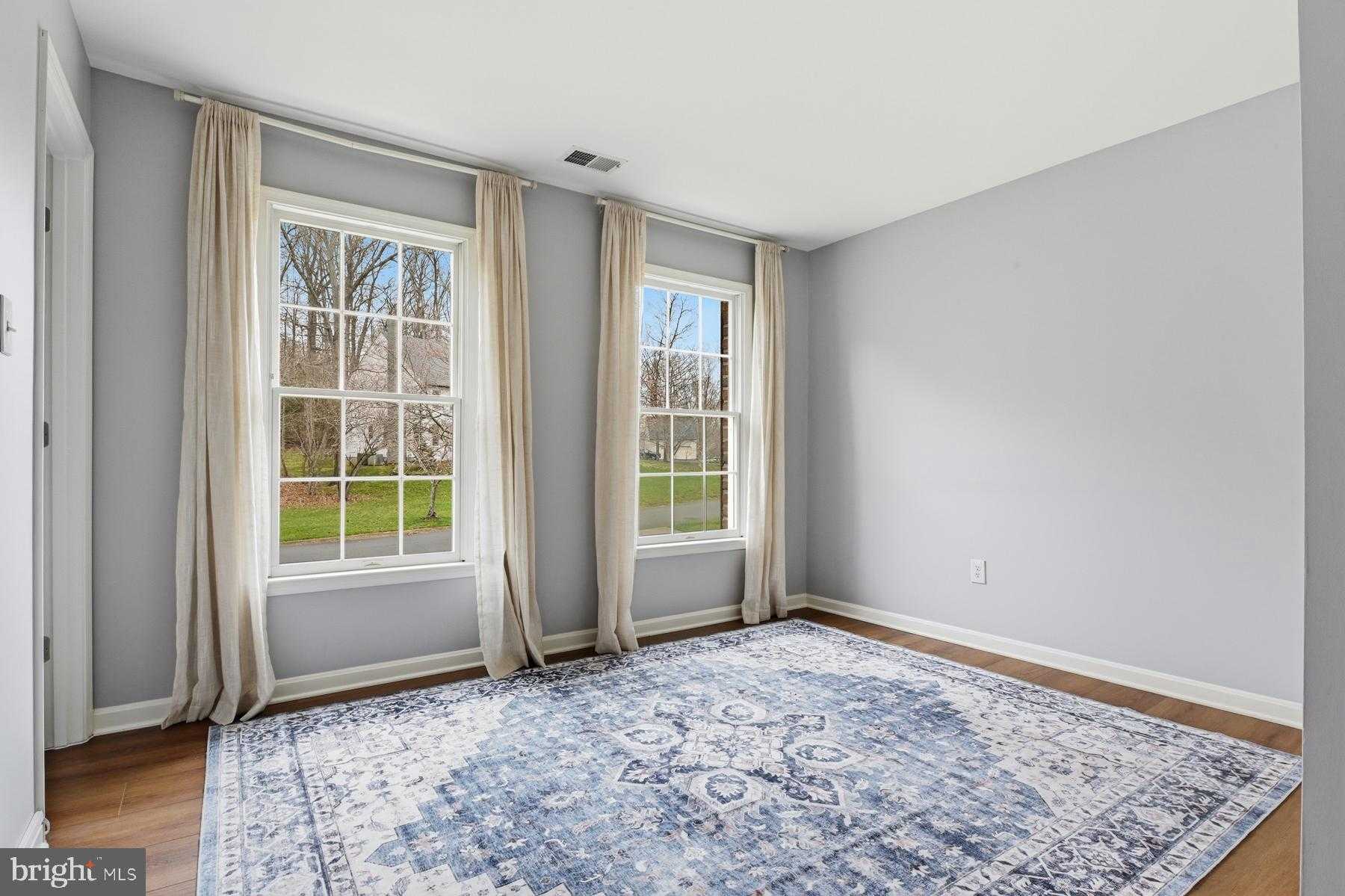 906 Elsie Barber CT photo 40