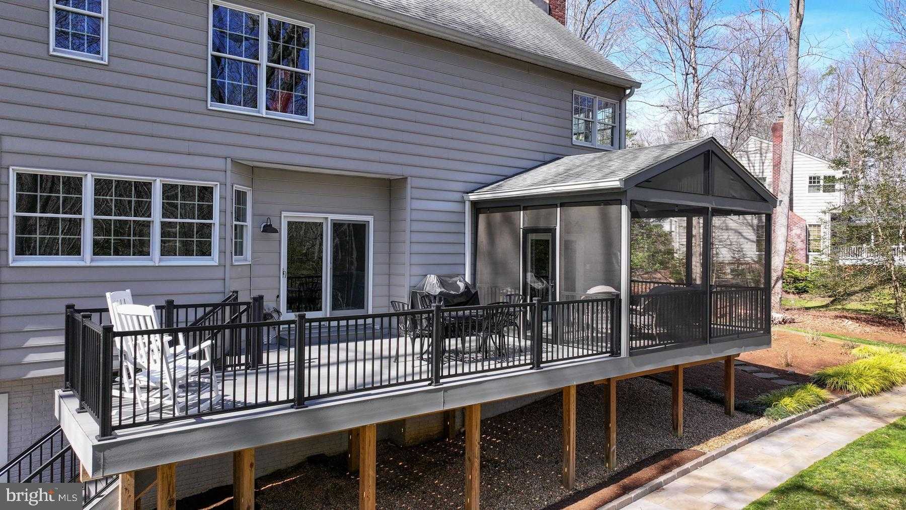 906 Elsie Barber CT photo 76