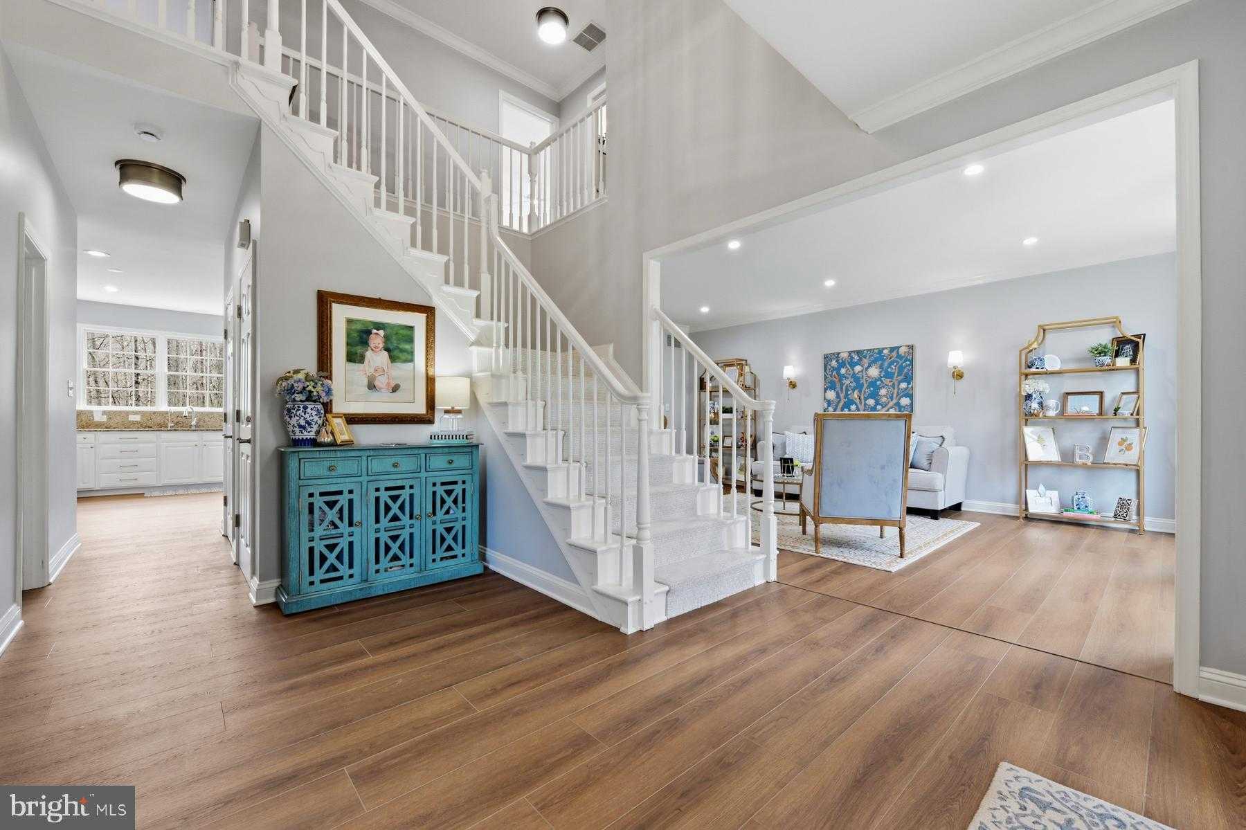 906 Elsie Barber CT photo 9