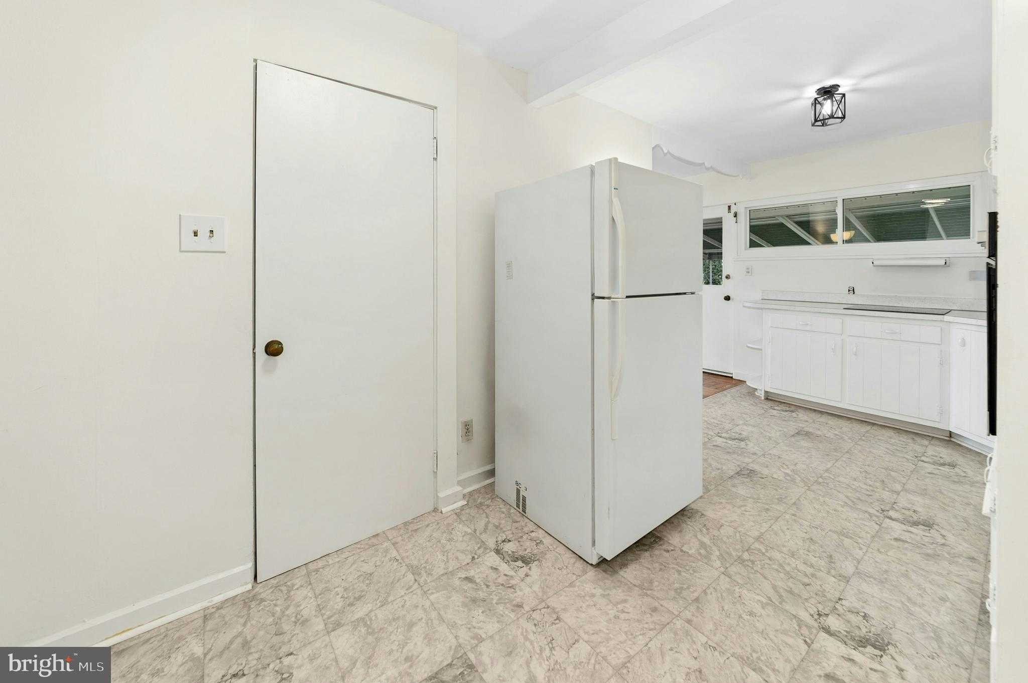 1317 Michael Rd photo 22