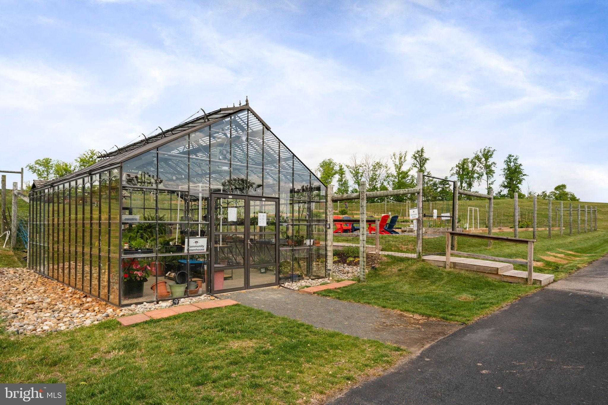 2416 Glouster Pointe Dr photo 73