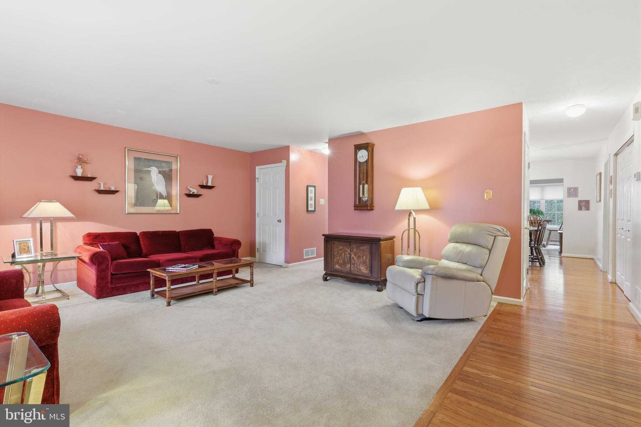 2 Freedom Way photo 4