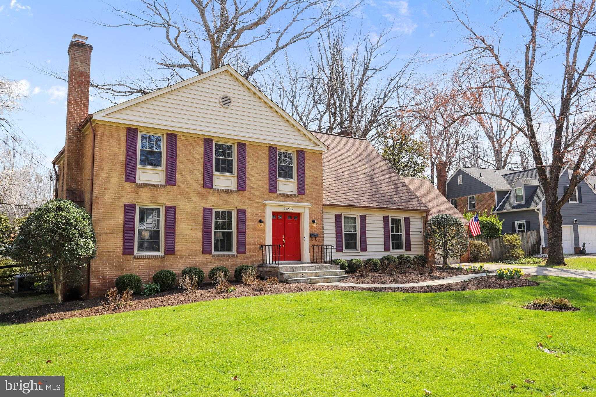 11209 Farmland Dr, Rockville