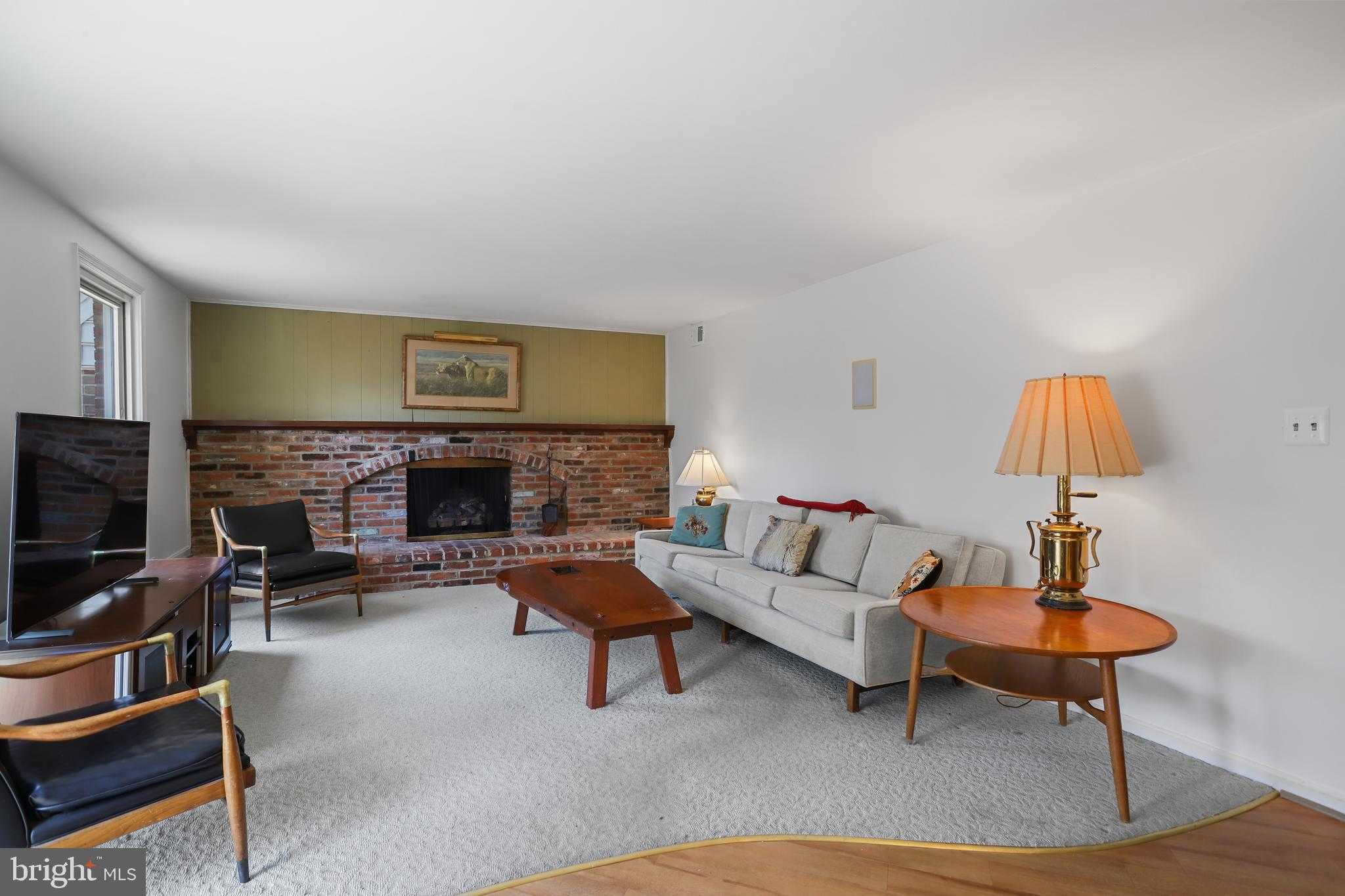 11209 Farmland Dr photo 15