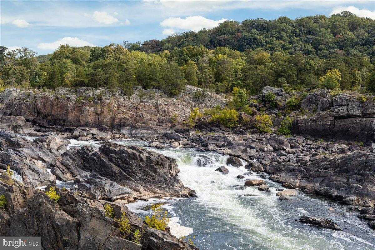 532 Walker Rd photo 104