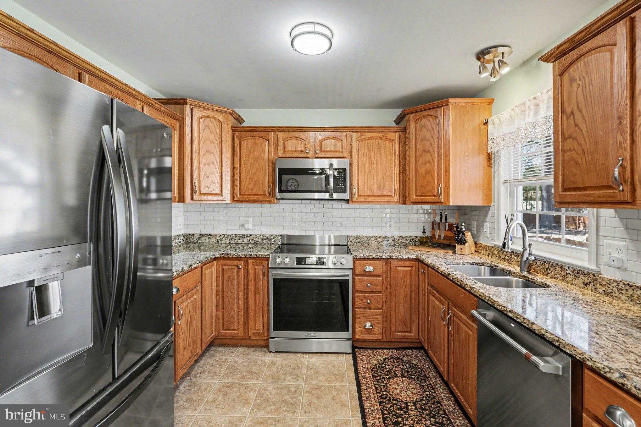 198 Cedar Ln photo 9