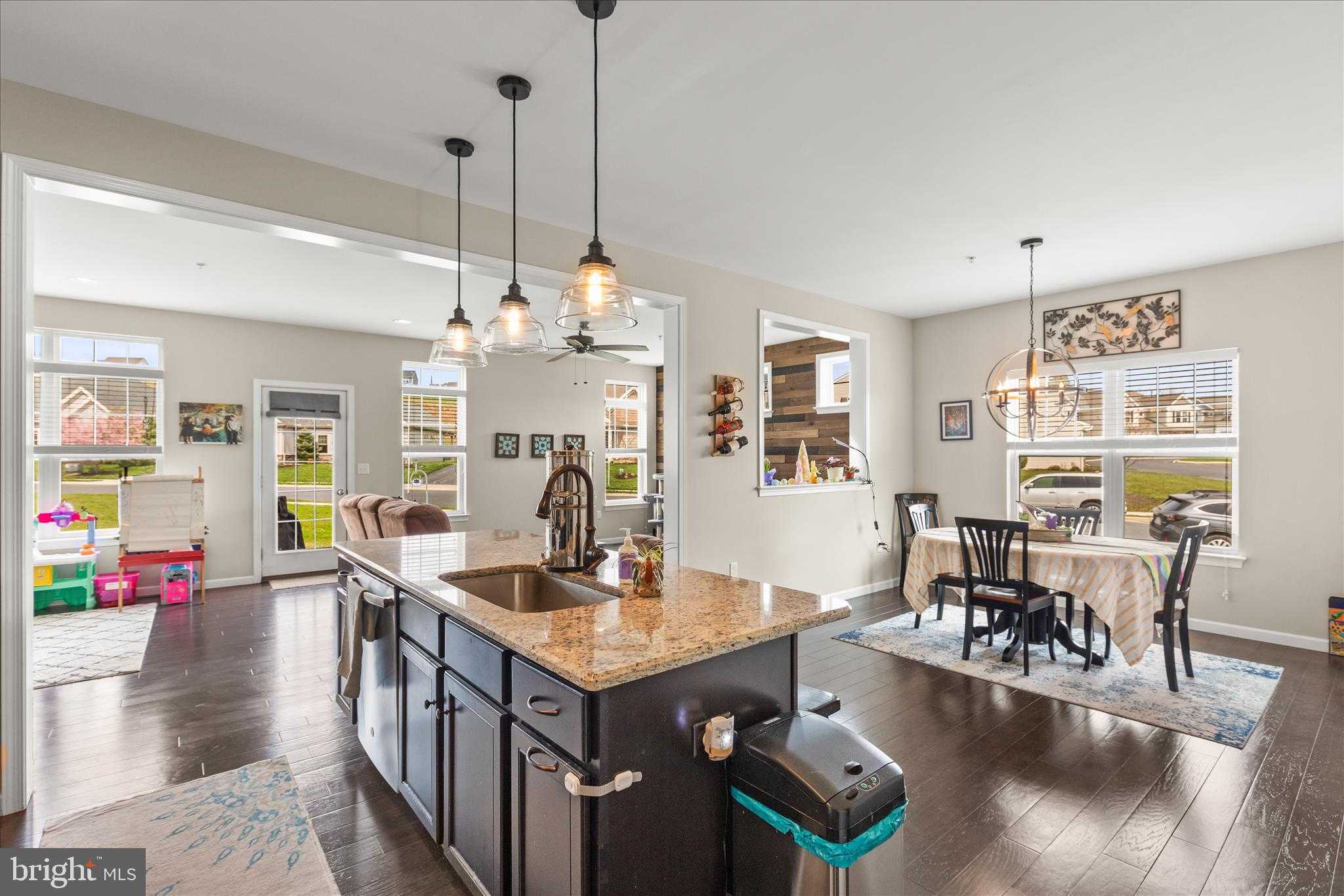 1654 Haralson Dr photo 9