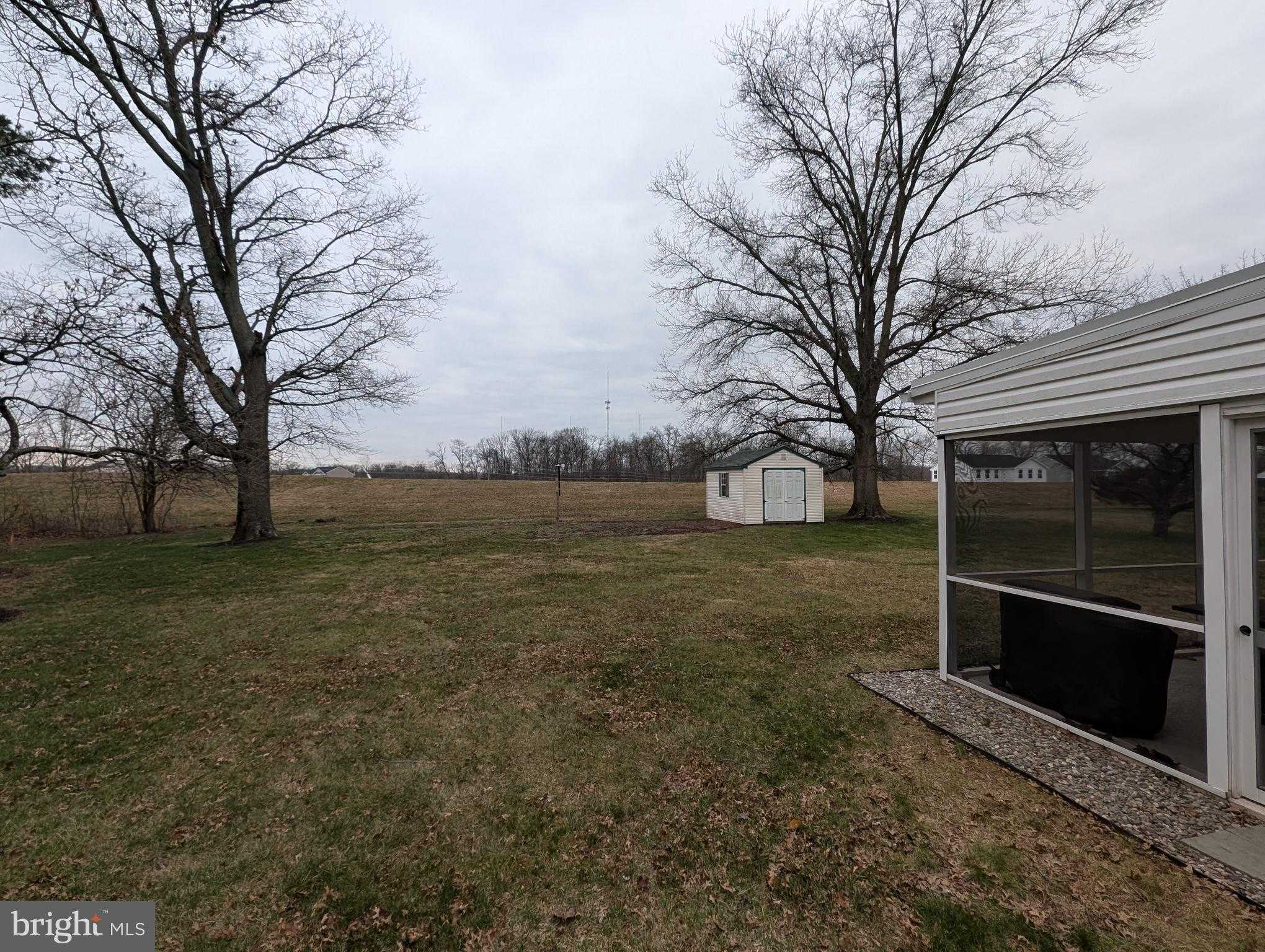 170 Gordon Ave photo 8