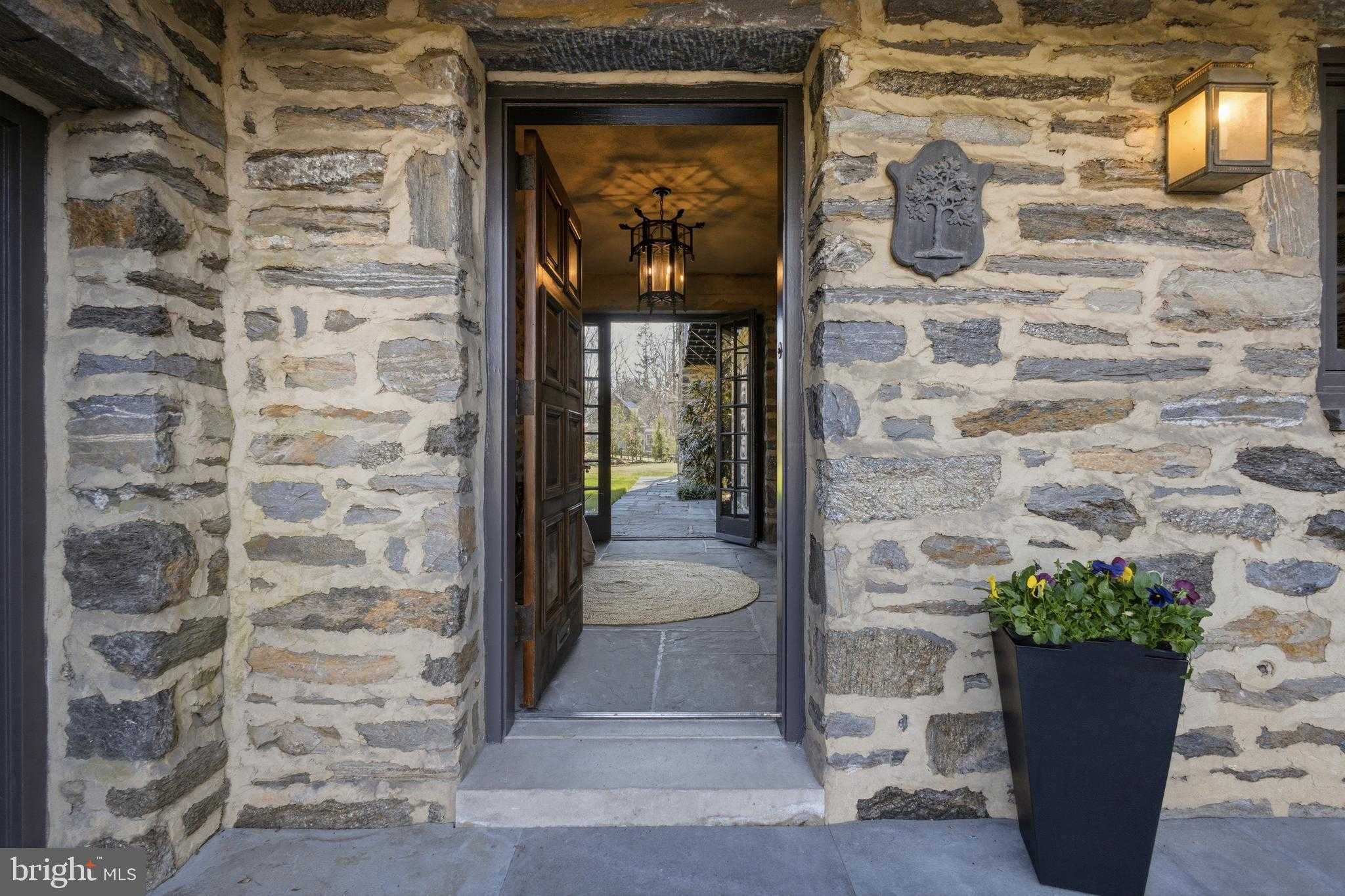 99 E Bells Mill Rd photo 5